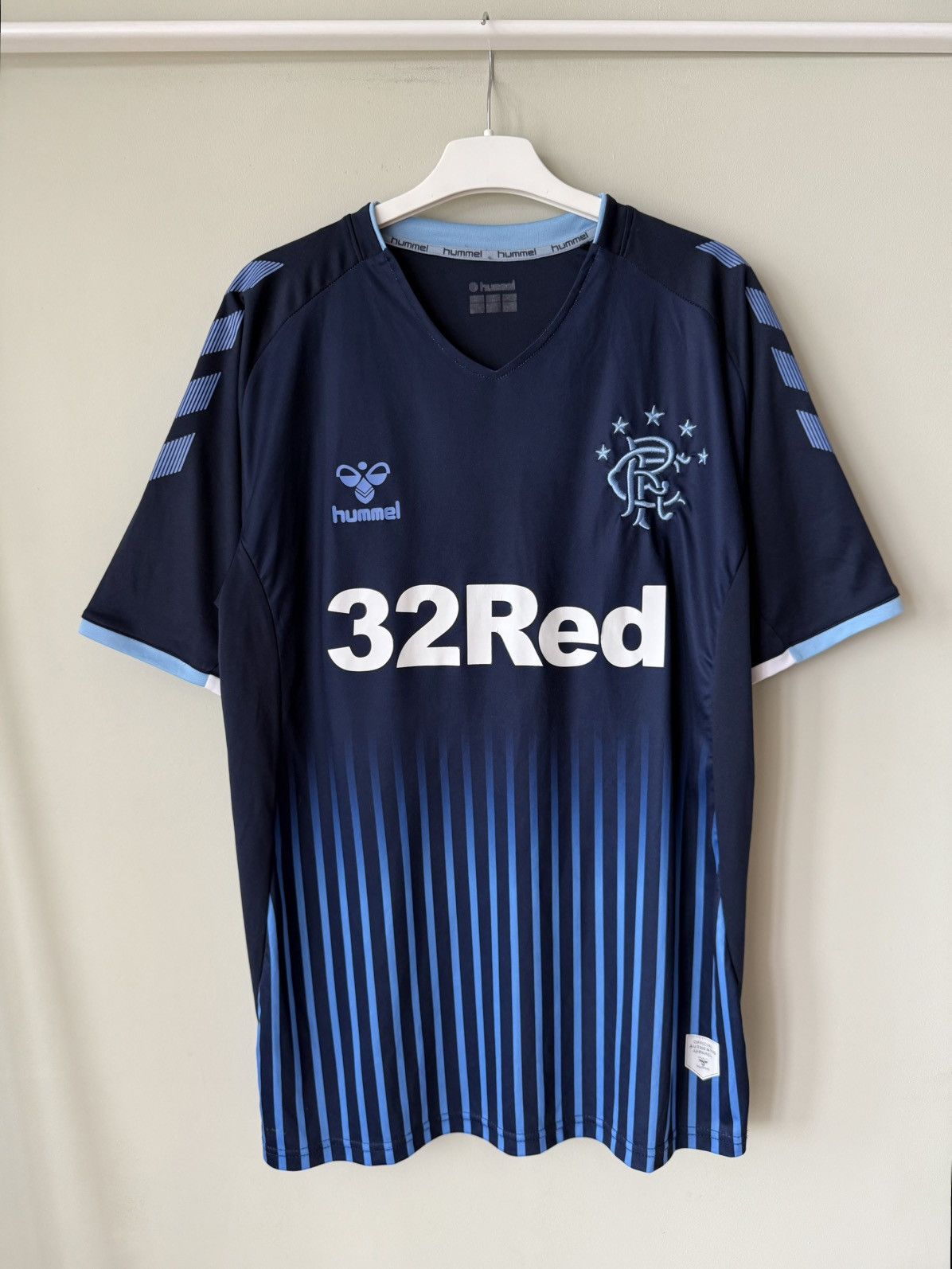 Hummel 2018/19 Rangers FC away kit jersey tshirt hummel vintage Size US L / EU 52-54 / 3 - 1 Thumbnail