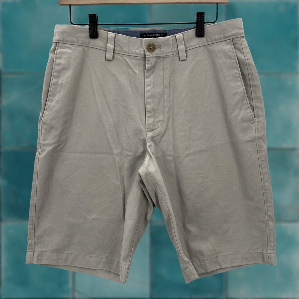 Banana Republic VINTAGE: Ban ana Republic Emerson Shorts Mens 30 Chino Flat Front Casual 513 Preppy NWT Size US 30 / EU 46 - 1 Thumbnail