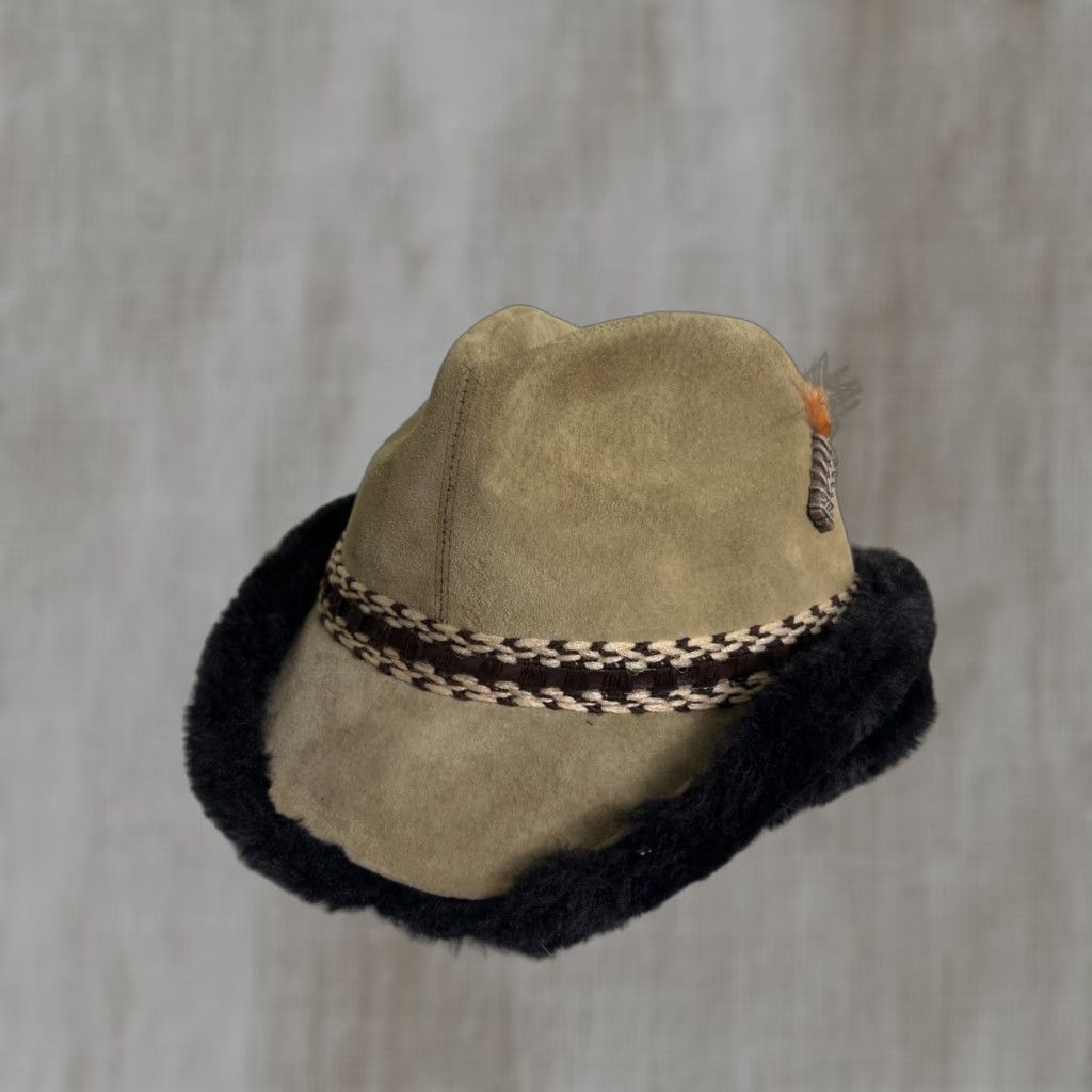 Vintage VINTAGE Dorfman Pacific Tan Suede Leather Trilby Fedora Small Faux Fur Ear Flap Men Fedora S Brown Ear Flap Size ONE SIZE - 1 Thumbnail