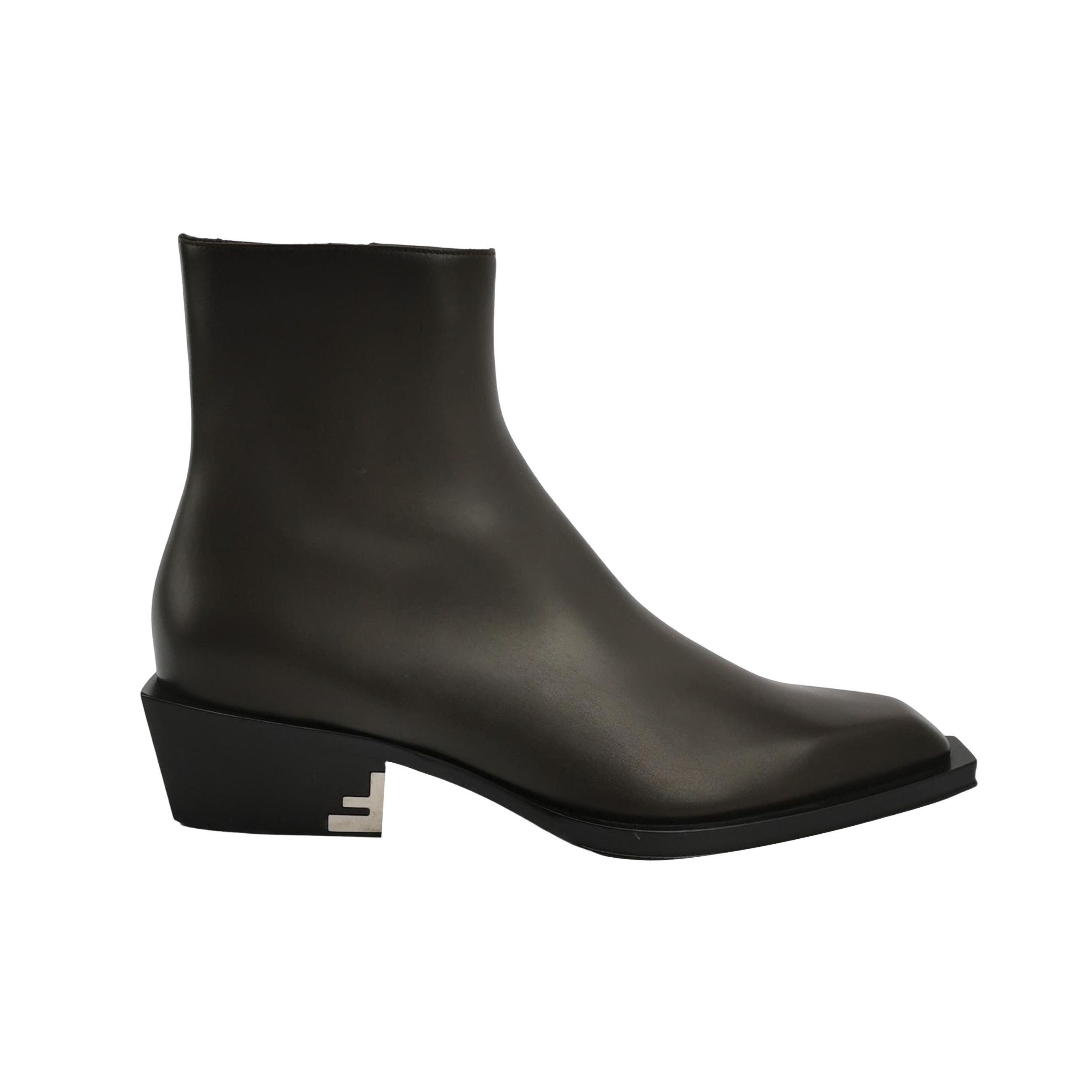 Fendi Fendi Logo Zip Calf Leather Boots EU 43 Size US 10 / EU 43 - 1 Thumbnail