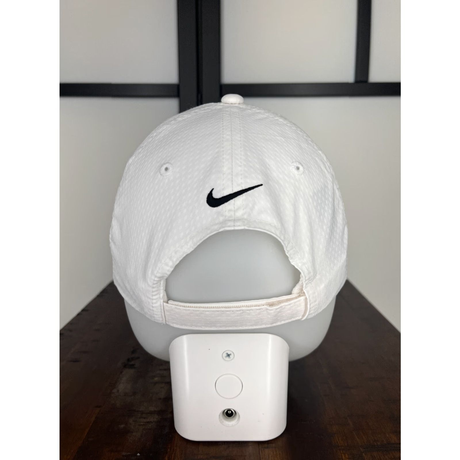 Nike Nike Heritage86 Poly Golf Hat Cap Adjustable One Size White - Unisex Adults Mens Womens Golf Hat Cap Size ONE SIZE - 6 Thumbnail