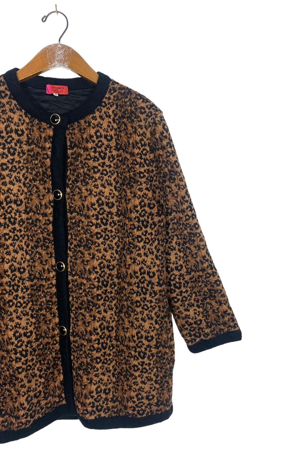 Vtg Ungaro Solo Donna Paris Sweater Leopard Design Japan