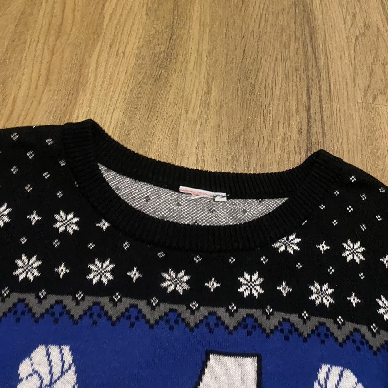 Marvel Comics Black and blue Marvel Avengers Christmas jumper Size US M / EU 48-50 / 2 - 4 Thumbnail