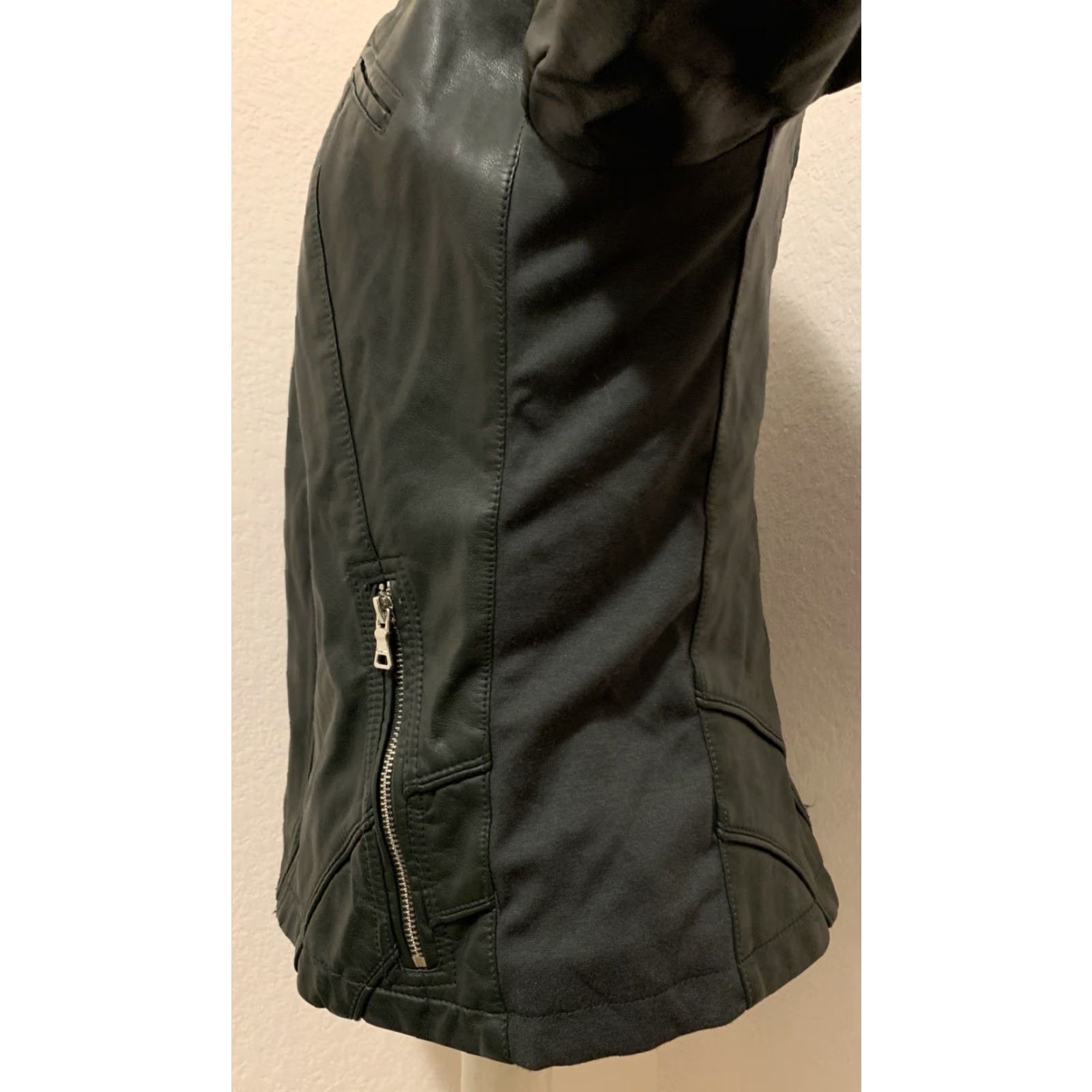 Guess GUESS Jacket Women's Biker Mid-Length Zip Black L Side-Stretch Panels 2193 Size L / US 10 / IT 46 - 3 Thumbnail