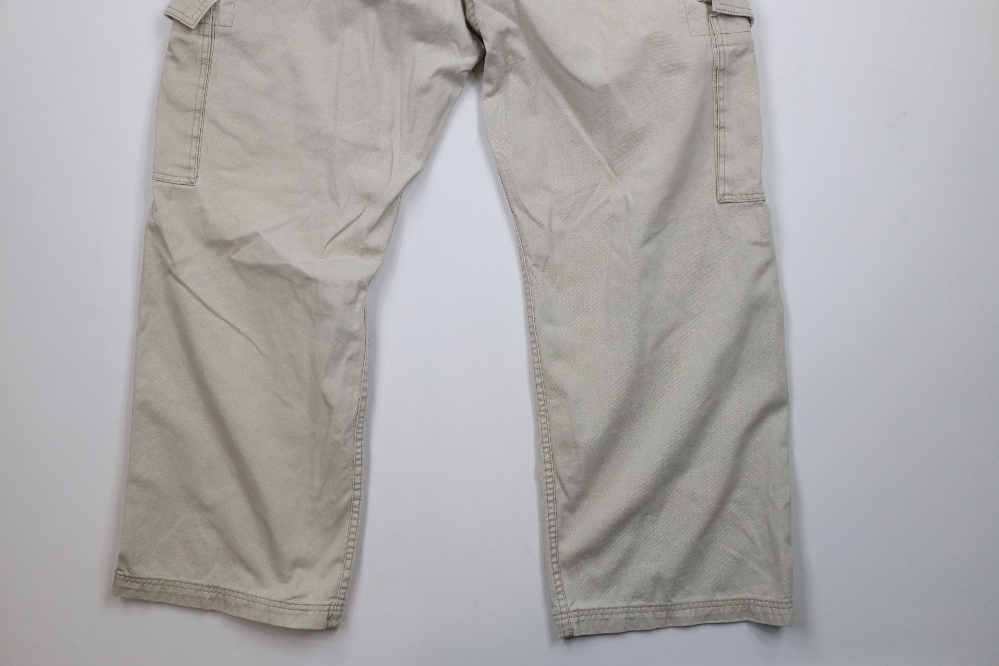 Levi's × Vintage Vintage Y2K 2005 Levis Loose Straight Wide Leg Cargo Pants Size US 42 / EU 58 - 11 Thumbnail