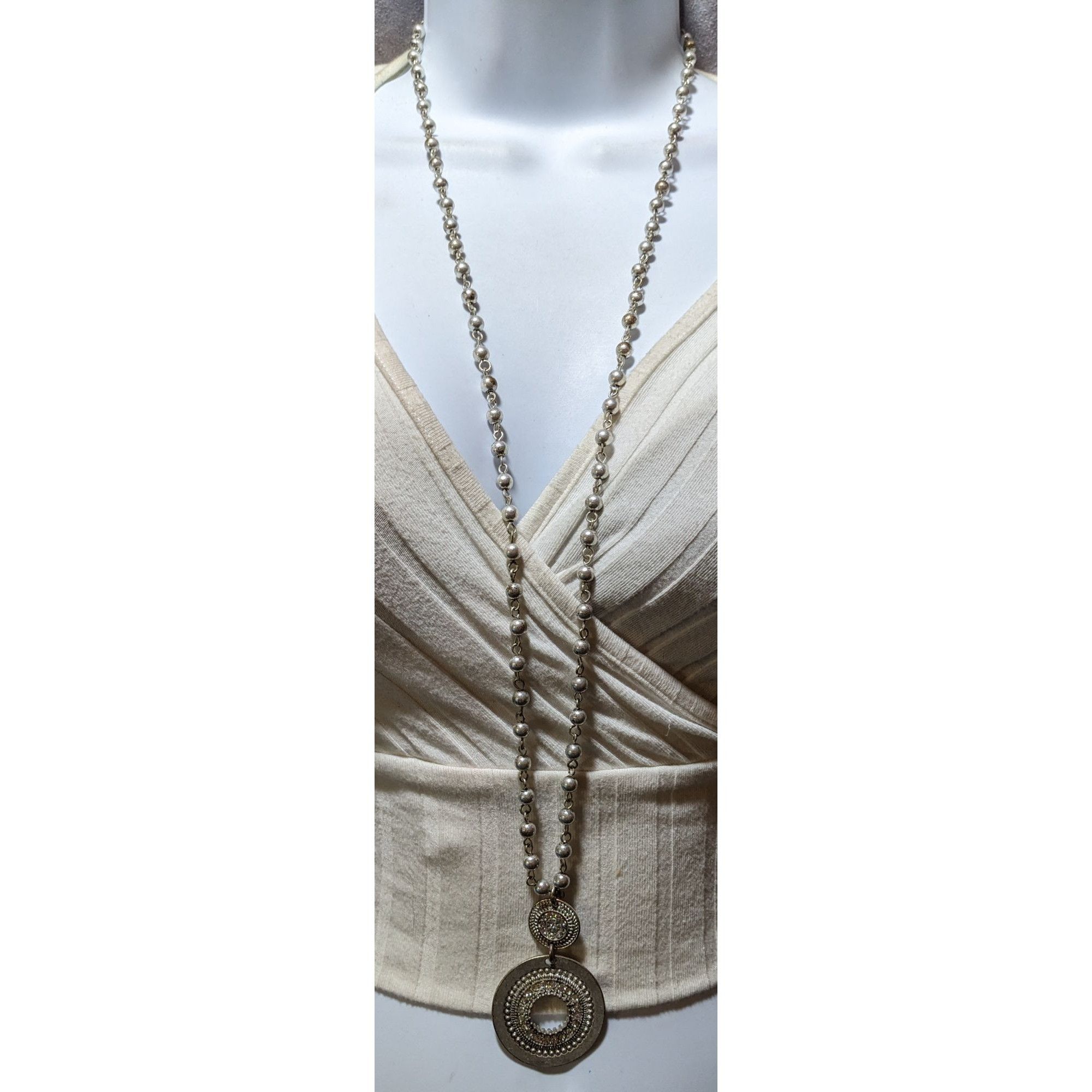 Jessica Simpson Y2K Rhinestone Floral Jessica Simpson Medallion Necklace Size ONE SIZE - 2 Thumbnail