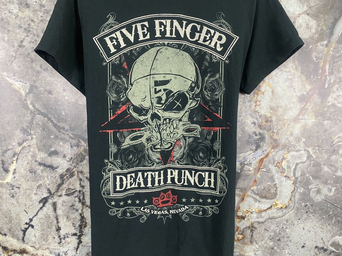 Vintage Men’s Five Finger Death Punch T-Shirt Size M Size US M / EU 48-50 / 2 - 4 Thumbnail