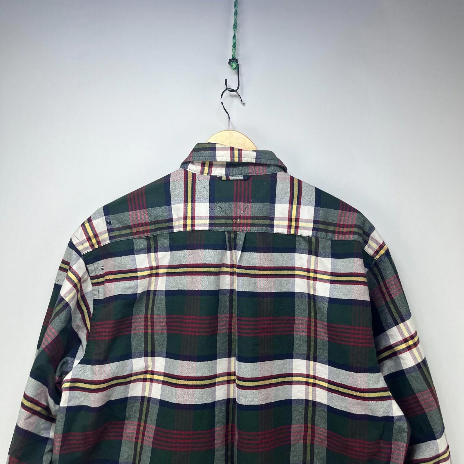 Tommy Hilfiger Vintage 90s Tommy Hilfiger Button Up Plaid Shirt Large Size US L / EU 52-54 / 3 - 11 Thumbnail