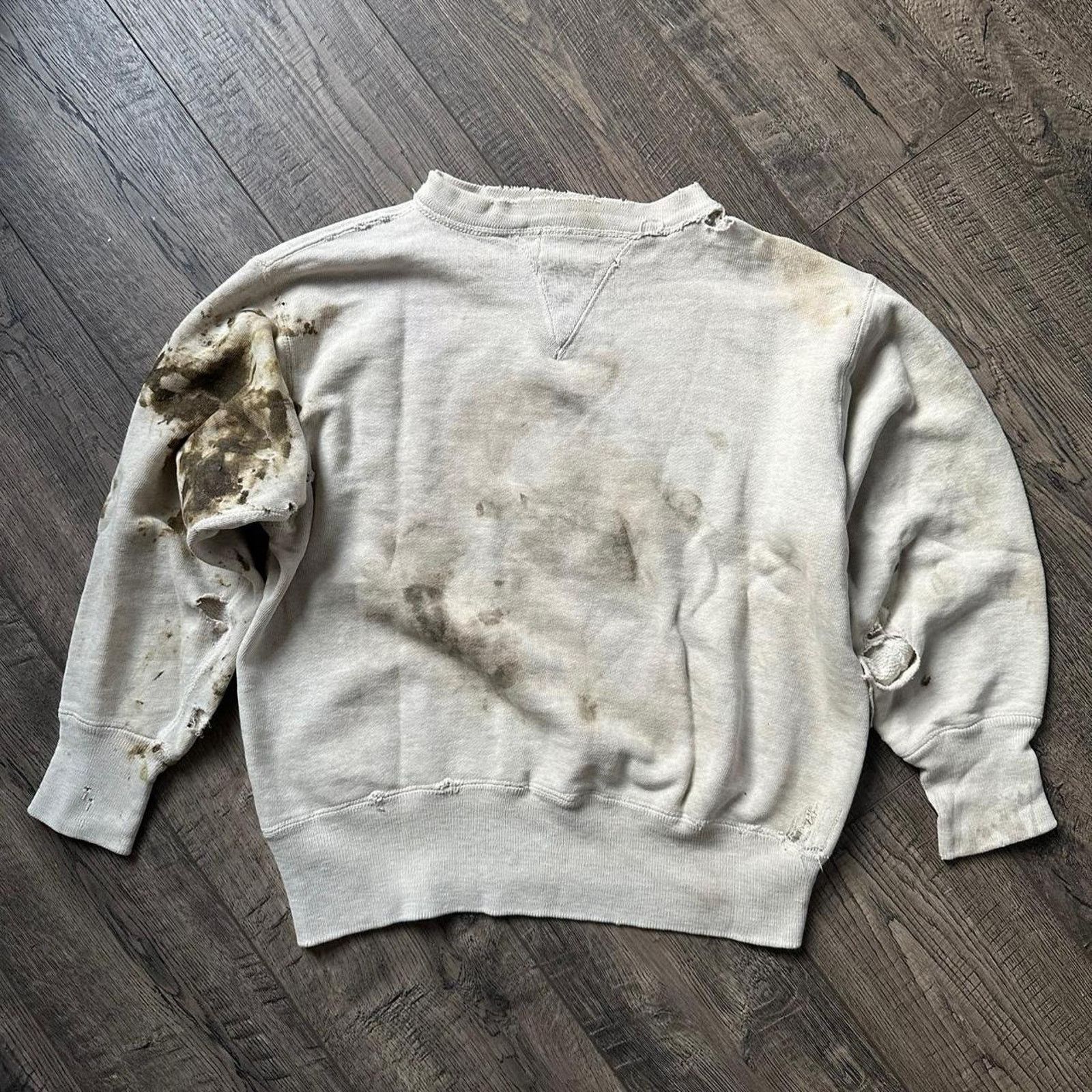 Vintage Vintage 50s Thrashed White Cotton Single V Sweatshirt Size US XS / EU 42 / 0 - 1 Thumbnail