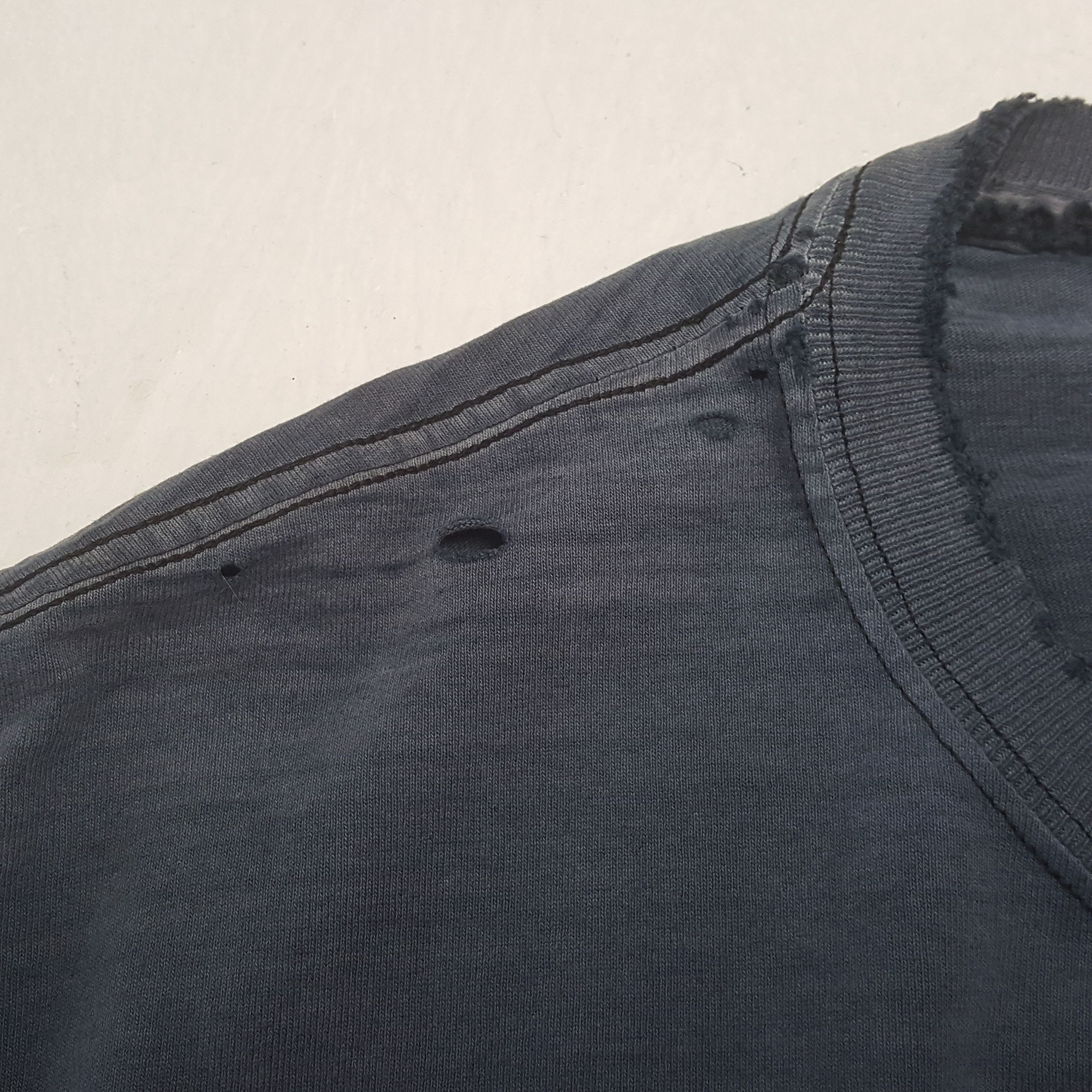 Playboy Playboy Parody 007 James Bond Distressed Tshirt C299N5 Size US M / EU 48-50 / 2 - 7 Thumbnail