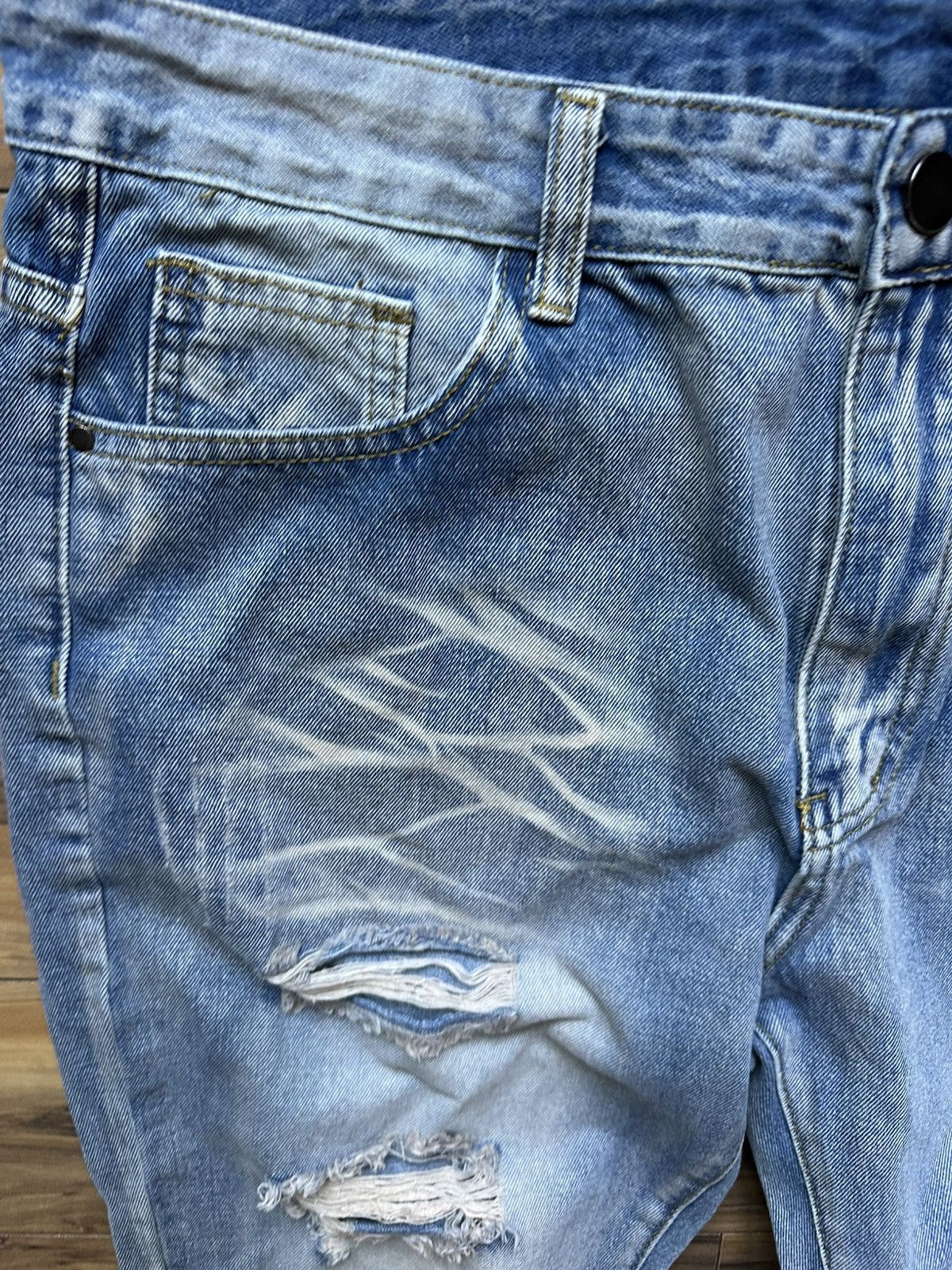 Vintage Distressed Blue Jeans for Men Size US 36 / EU 52 - 4 Thumbnail