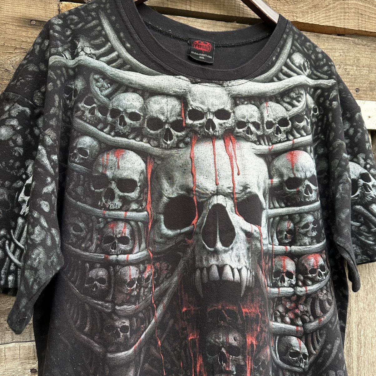 Vintage Vintage Spiral Skulls Monogram Dead Tee Size US XL / EU 56 / 4 - 3 Thumbnail