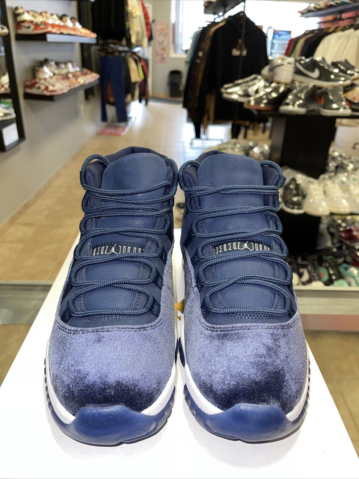 Jordan Brand Size 9.5w - Jordan 11 Retro Navy Velvet 2022, AR0715-441 Size US 9.5 / IT 39.5 - 2 Thumbnail