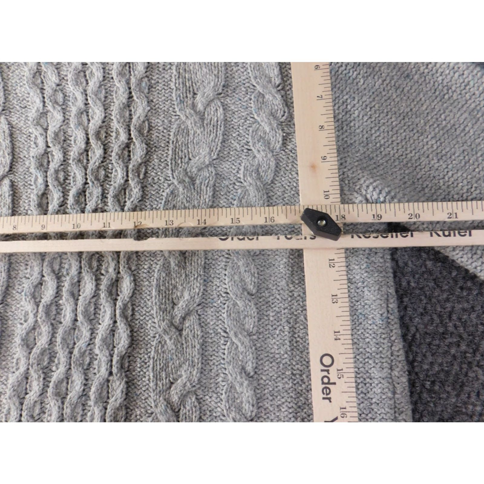 Vintage St. John's Bay Sweater Pullover Womens XL Gray Knit Lightweight Stretch Crew Neck Long Sleeve Size XL / US 12-14 / IT 48-50 - 4 Thumbnail