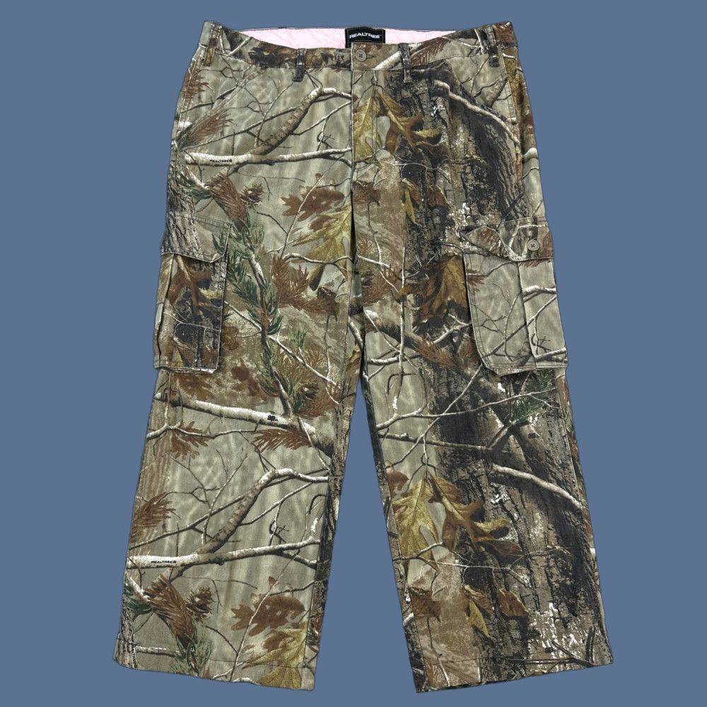 Realtree Realtree Pants Women's XL 38x27 Realtree AP Camo Cargo Baggy Outdoor Hunting Size 40" / US 18 - 1 Thumbnail