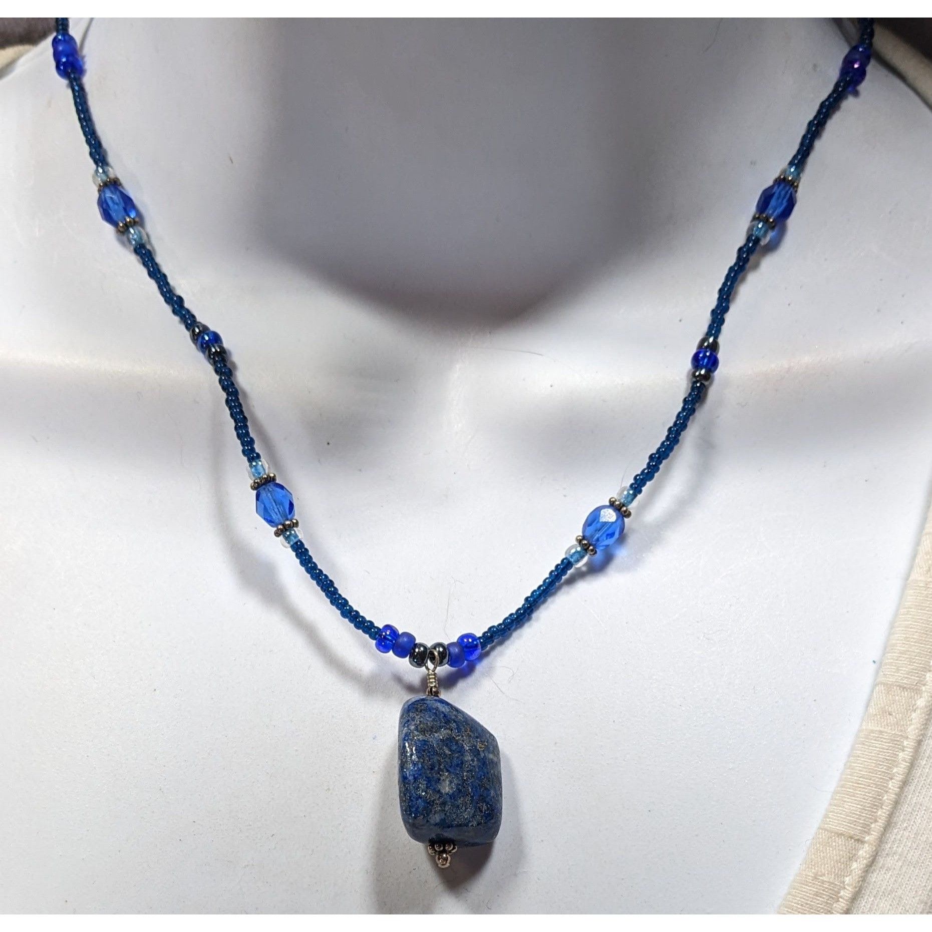 Handmade Blue Beaded Necklace With Lapis Lazuli Stone Pendant & Toggl Size ONE SIZE - 4 Thumbnail