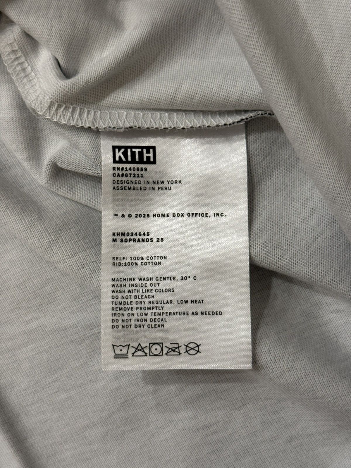 Kith KITH The Sopranos Ombre Poster Vintage Tee White Sz L Large Size US L / EU 52-54 / 3 - 3 Thumbnail