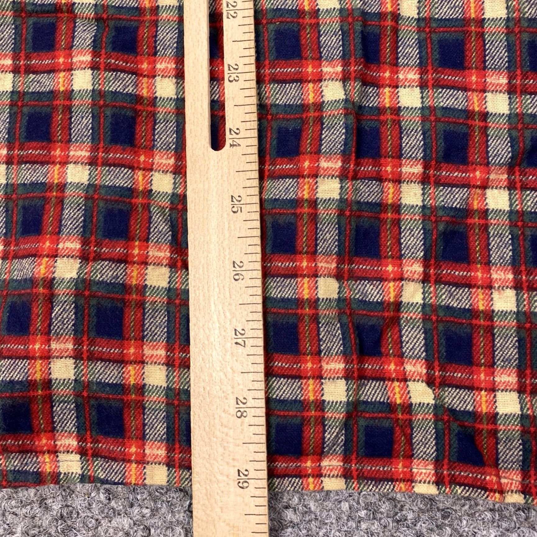 Fruit Of The Loom VINTAGE Fruit of the Loom Shirt Mens M Red Navy Plaid Flannel Button-Down 70s 80s Mens Size US M / EU 48-50 / 2 - 7 Thumbnail