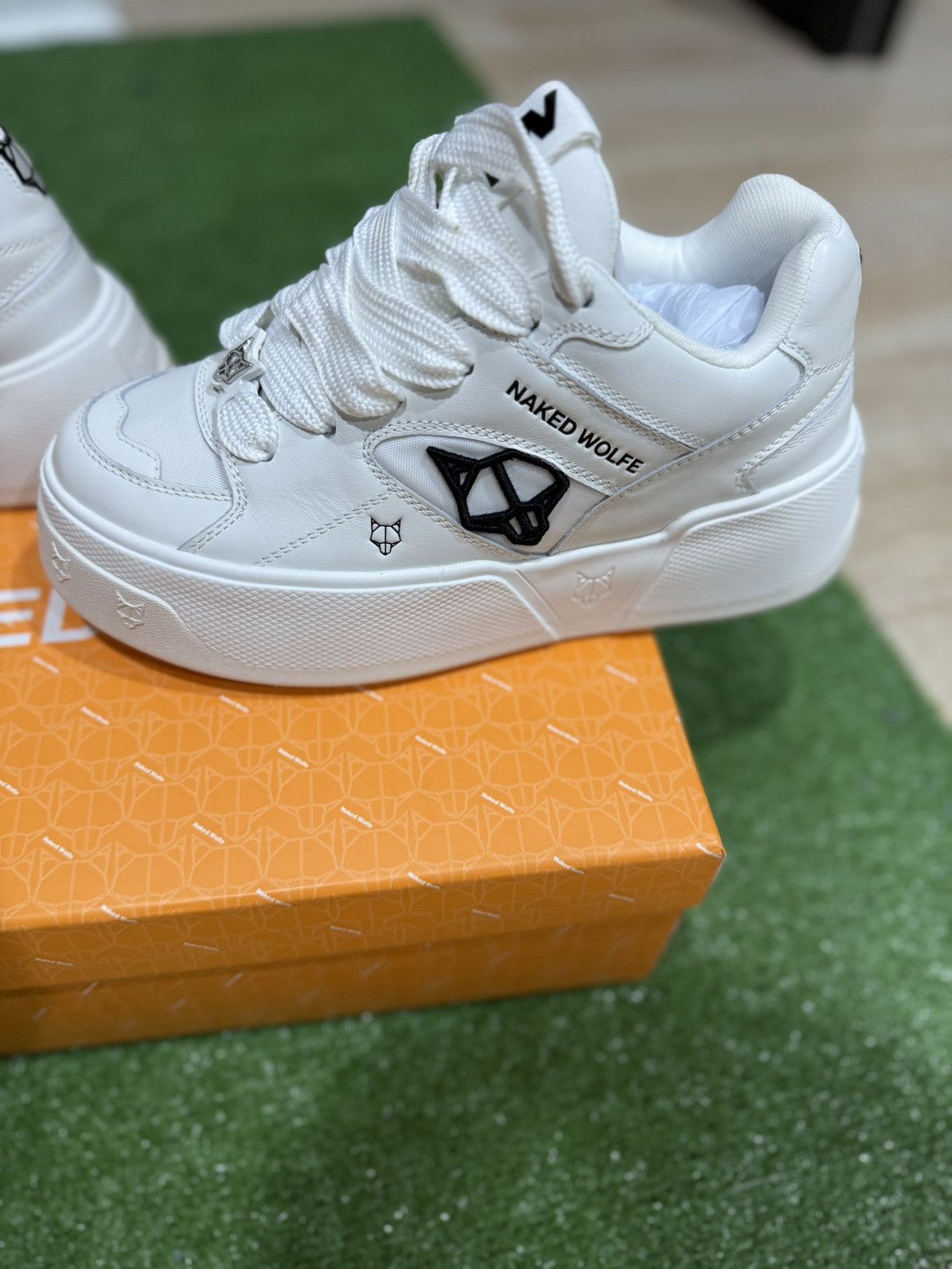 NAKED WOLFE Naked Wolfe 'Crash White' Cow Leather (Size 9/39 EU) Size US 9 / IT 39 - 3 Thumbnail