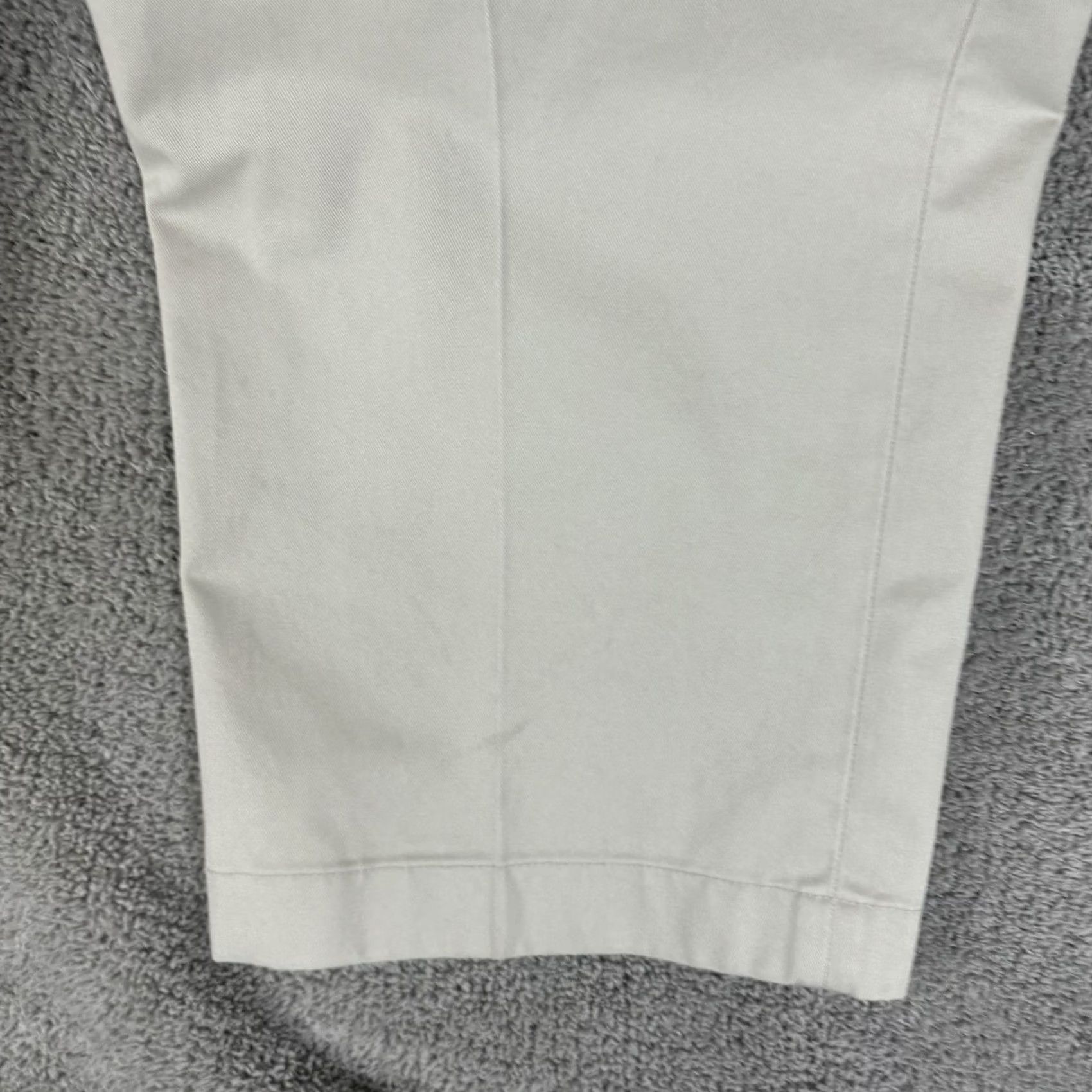 Brooks Brothers Brooks Brothers Clark Fit Advantage Chino Pants Mens 42x30 Khaki Beige Flat Front Flat Front Line Chino Pants Men Size US 42 / EU 58 - 7 Thumbnail