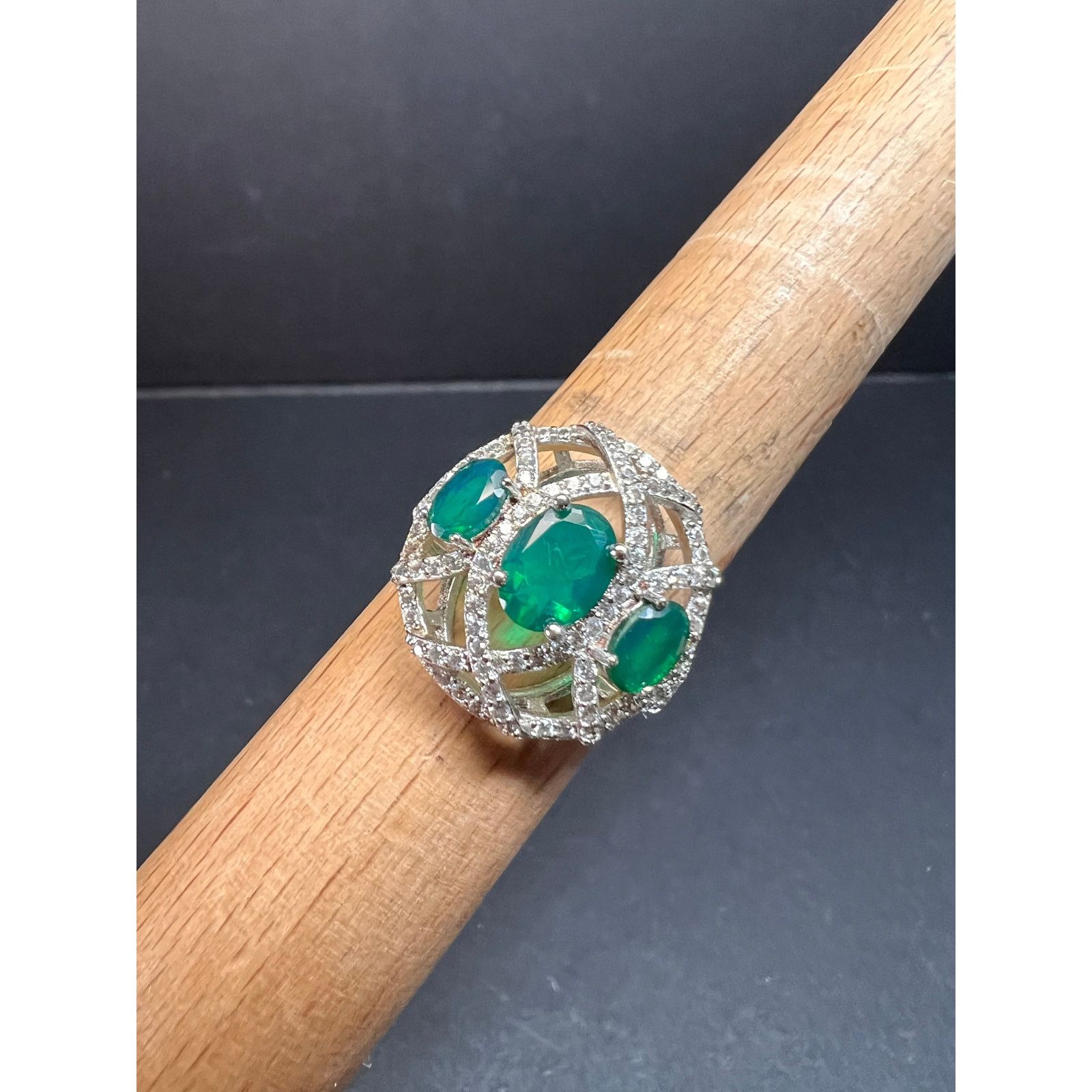 Other Synthetic emerald CZ sterling silver cocktail ring size 9 Size ONE SIZE - 3 Thumbnail