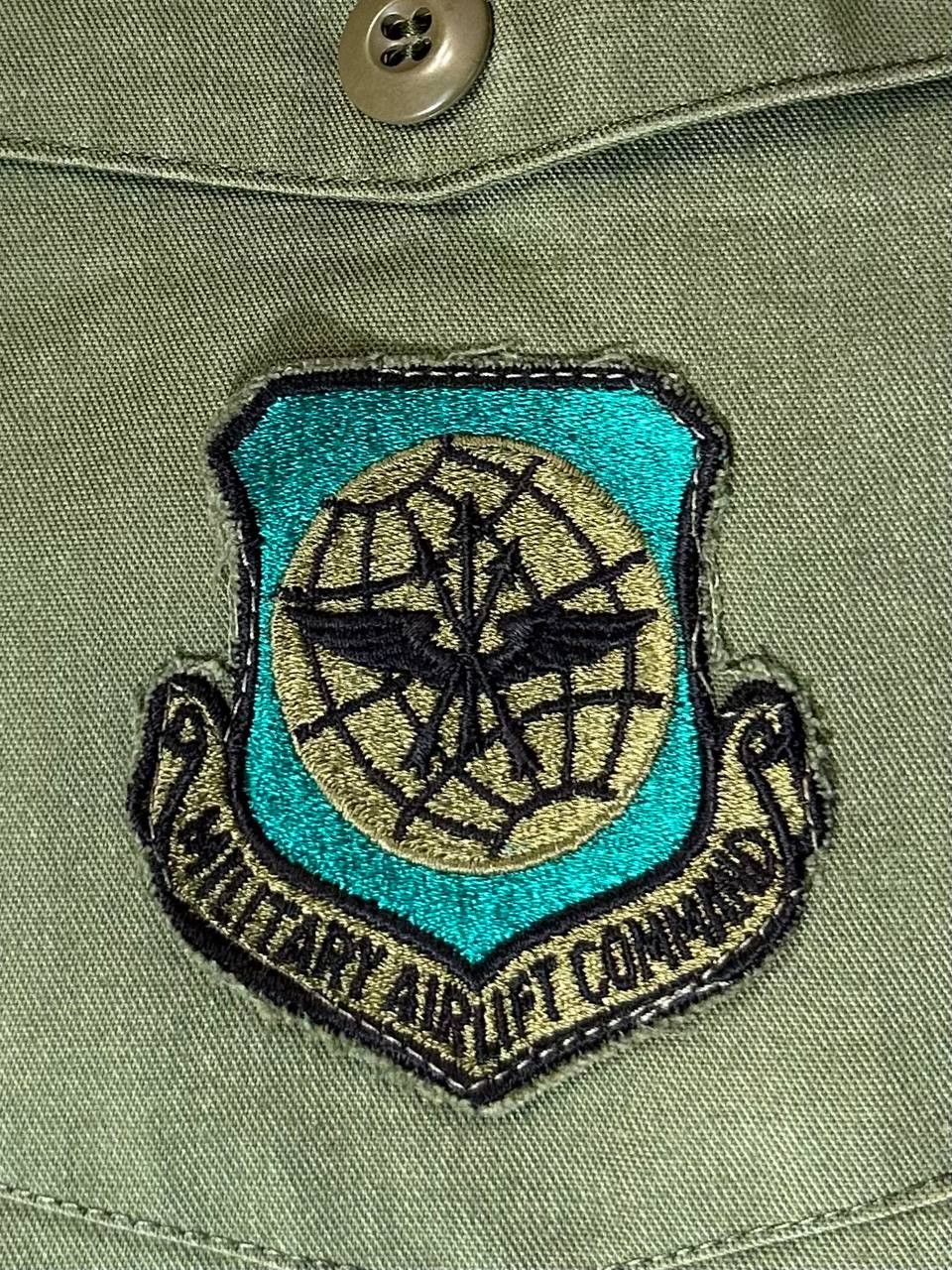 Vintage VINTAGE US ARMY UTILITY SHIRT 1970/80 435th tactical airlift Size US L / EU 52-54 / 3 - 3 Thumbnail