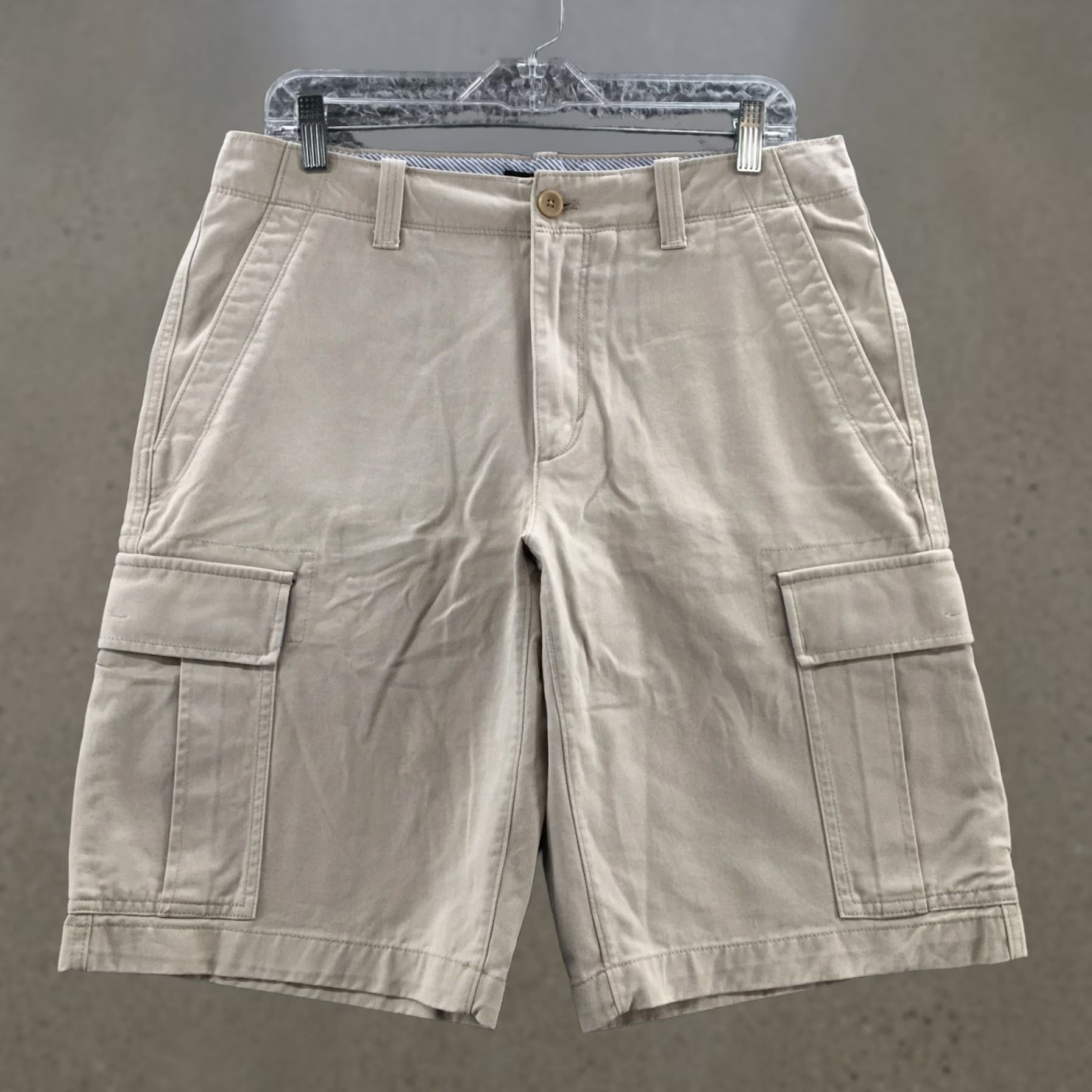 Banana Republic Banana Republic Cargo Shorts Men Beige Cotton Mid Rise Zip Fly 31 (actual 34x12) Size US 31 - 1 Thumbnail