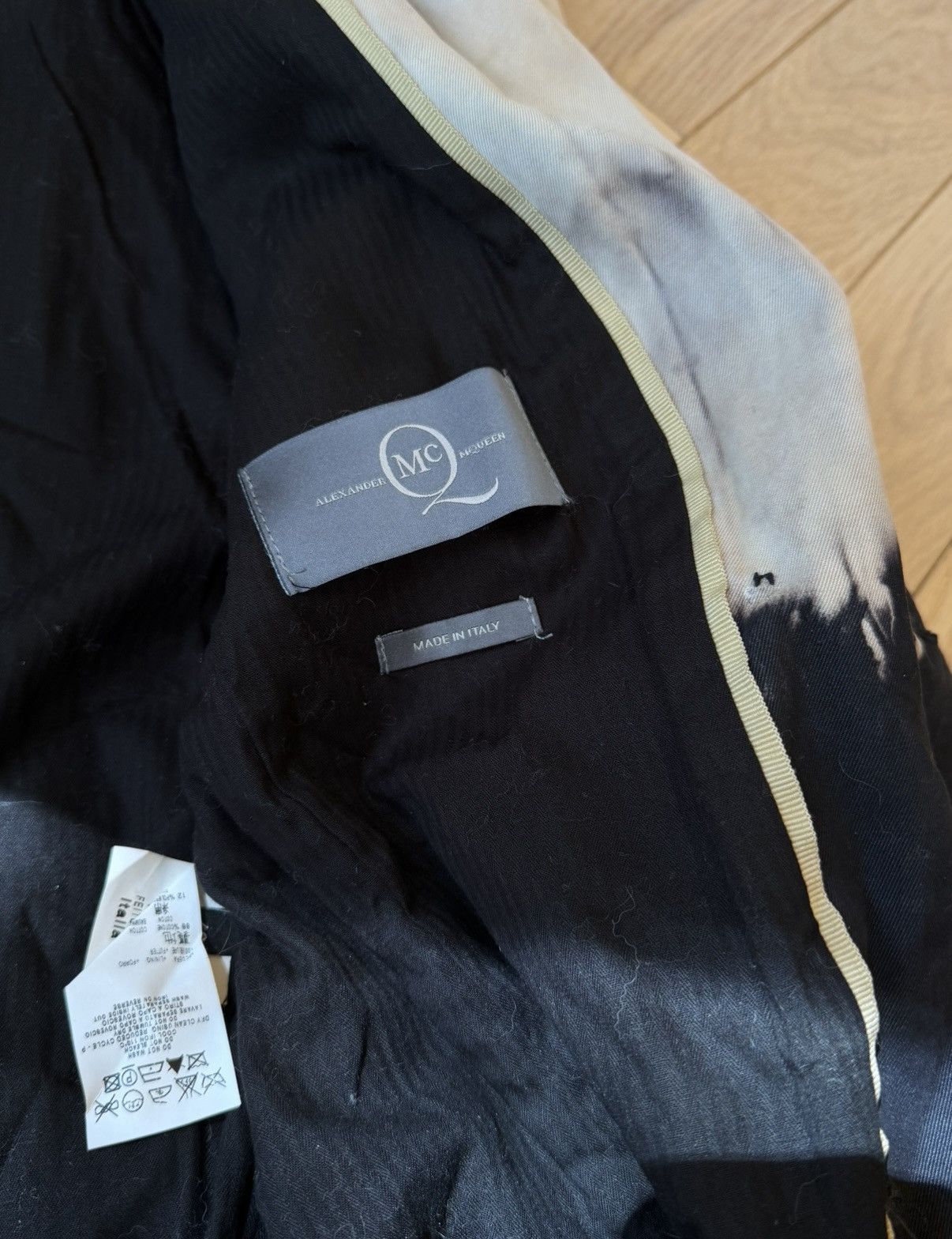 Alexander McQueen ALEXANDER MCQUEEN GRADIENT TRENCH COAT Size M / US 6-8 / IT 42-44 - 2 Thumbnail