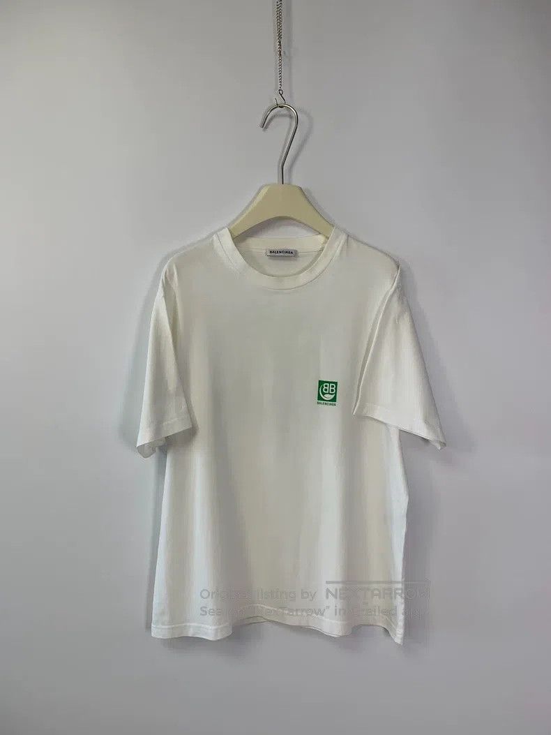 Balenciaga Balenciaga Logo Eco-Friendly Short Sleeve T-Shirt, Women's Size M / US 6-8 / IT 42-44 - 1 Thumbnail
