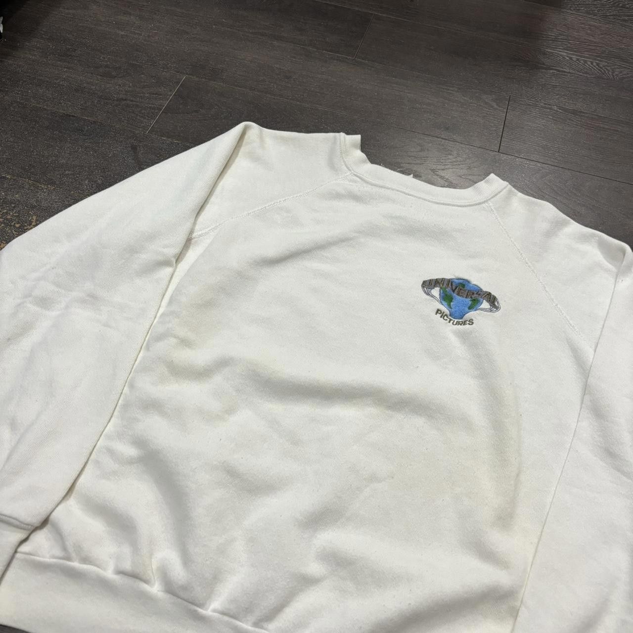 Designer Vintage Universal Pictures Crewneck Sweatshirt 80s Medium Size US M / EU 48-50 / 2 - 4 Thumbnail