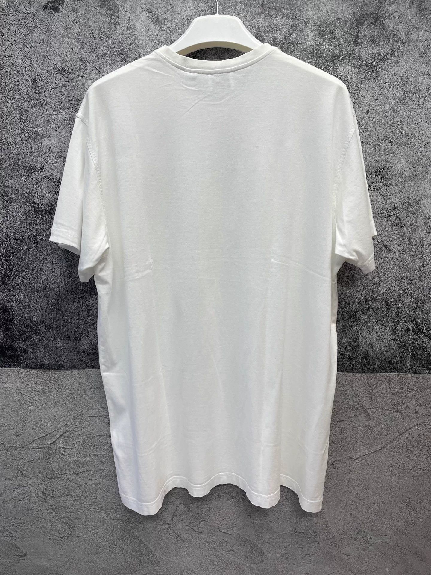 Burberry Burberry New Logo Print SS T-shirt M Mint (Worn 1-2x) Size US M / EU 48-50 / 2 - 2 Thumbnail