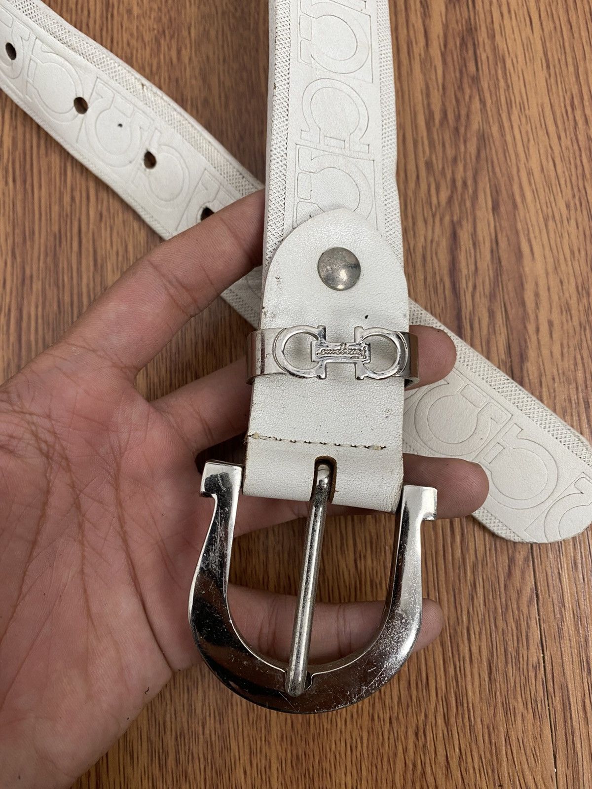 Salvatore Ferragamo Vintage Salvatore Ferragamo white leather belt Size ONE SIZE - 2 Thumbnail