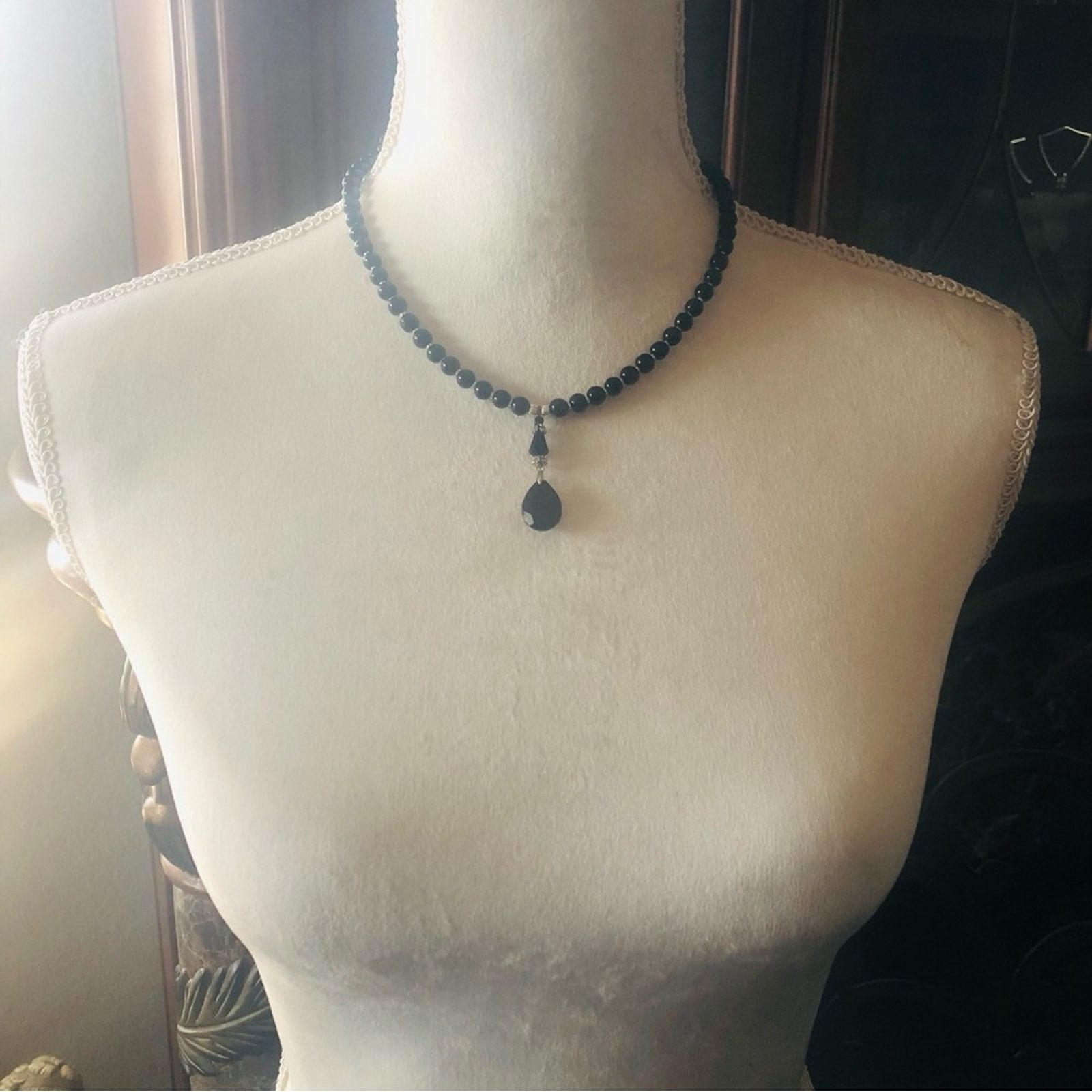 Handmade Handcrafted repurpose black crystal pendant Pearl necklac Size ONE SIZE - 5 Thumbnail