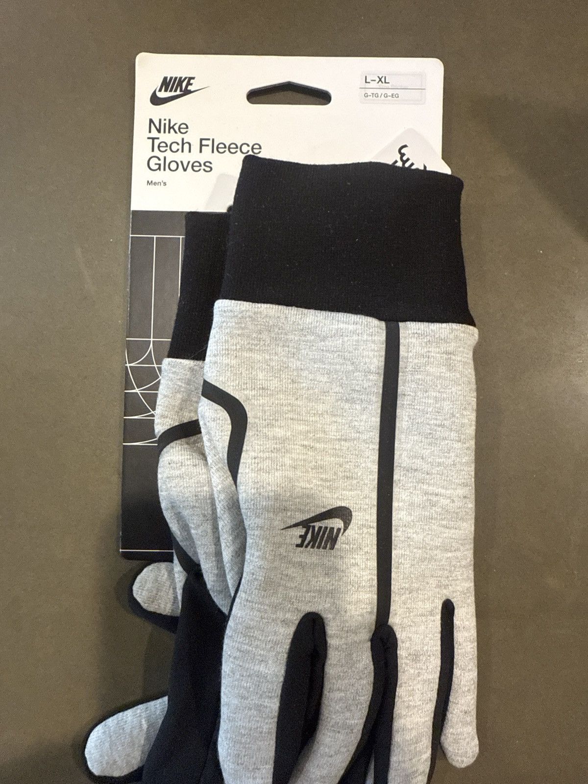 Nike NIKE TECH FLEECE MEN’S GLOVES NEW NSW L/XL Size ONE SIZE - 1 Thumbnail