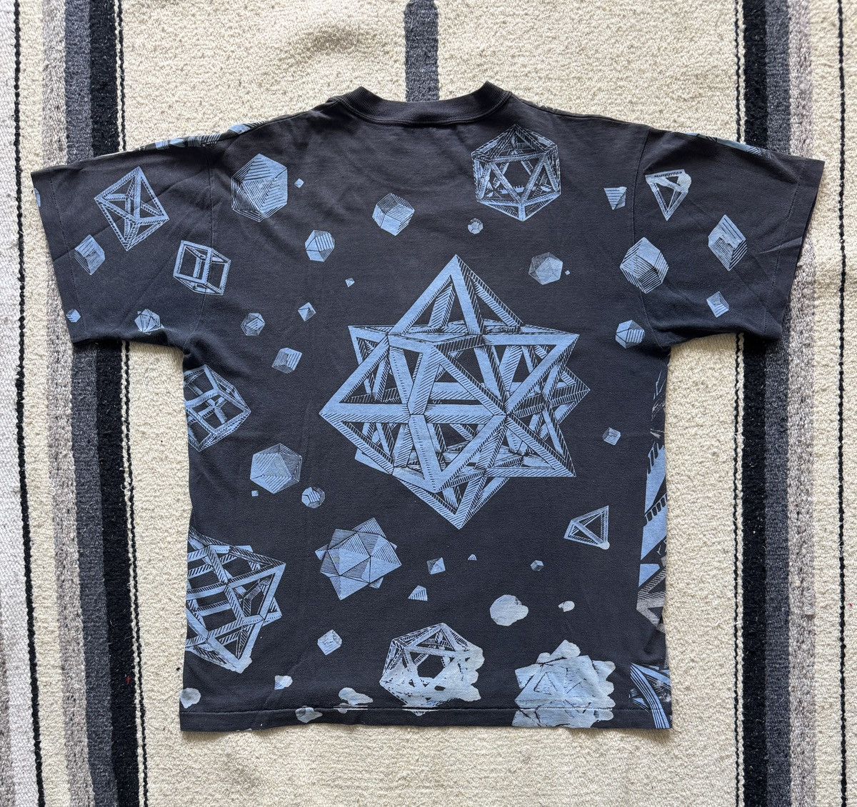 Vintage Vintage 90s MC Escher AOP “Stars” Art T-Shirt XL Size US XL / EU 56 / 4 - 6 Thumbnail