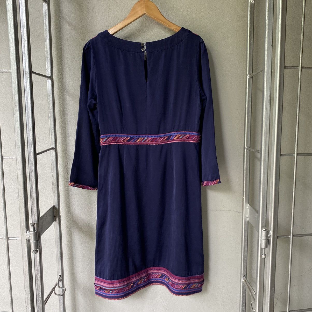 Vivienne Tam VIVIENNE TAM Navy Blue Dress with Pink Embroidered Details Size XS / US 0-2 / IT 36-38 - 2 Thumbnail