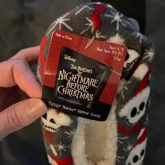 Disney NWT Nightmare Before Christmas Slipper Socks S/M Size ONE SIZE - 3 Thumbnail
