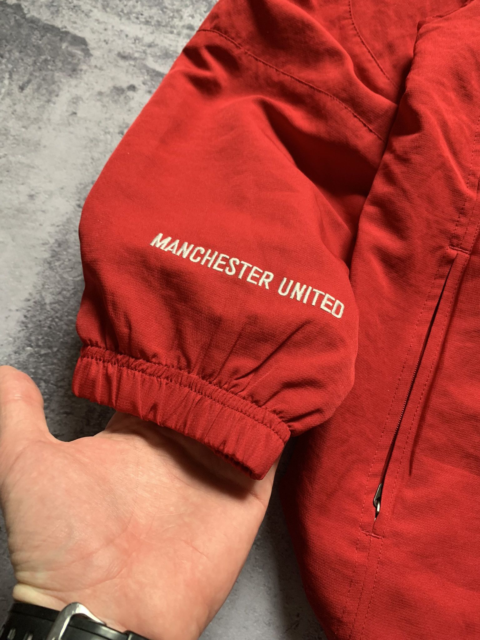 Nike Manchester United 2004-05 Nike Track Jacket Vintage Size US L / EU 52-54 / 3 - 4 Thumbnail