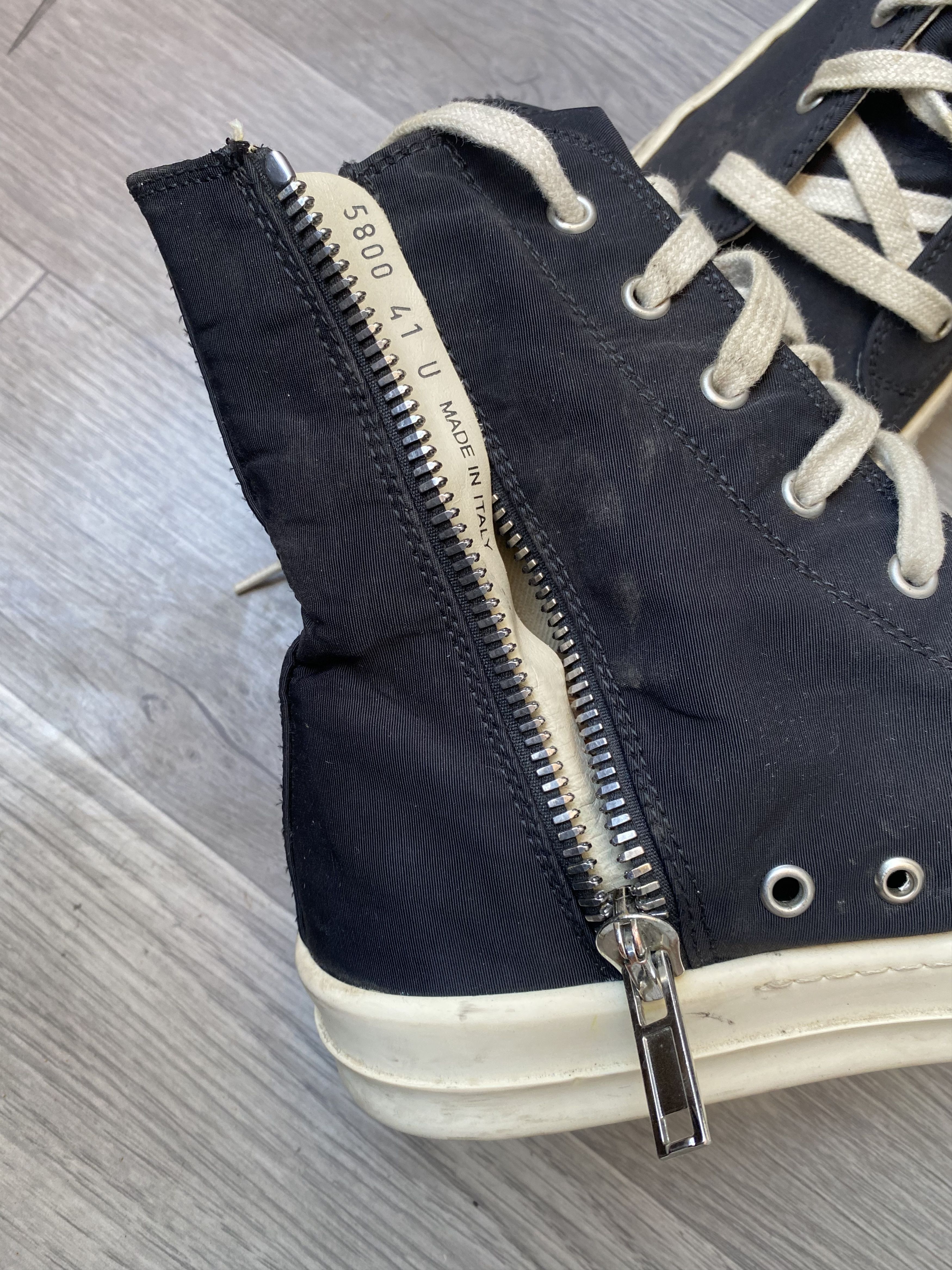 Rick Owens Drkshdw Rick owens drkshdw black hi-top sneakers sz 41 Size US 8 / EU 41 - 10 Thumbnail