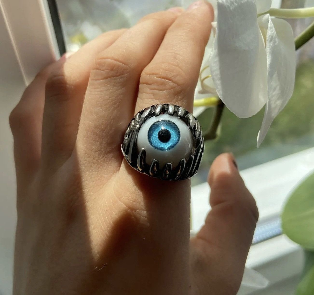 Jewelry Devil Eyeball Finger Ring (size 10-13) Size ONE SIZE - 3 Thumbnail