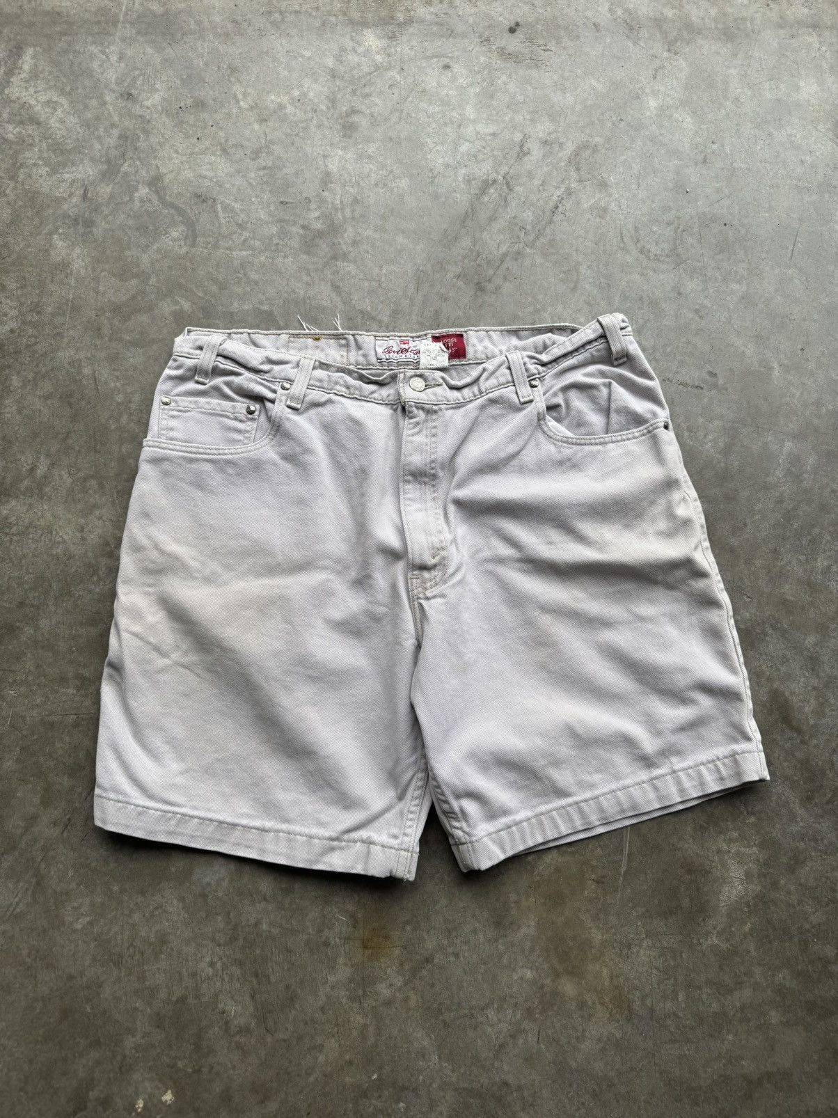 Levi's Vintage 90’s/2000’s Levi’s 545 Whote Distressed Jorts Size US 36 / EU 52 - 3 Thumbnail