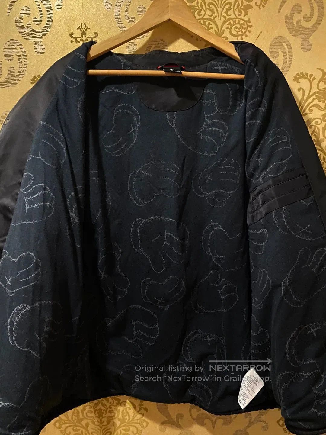 Jordan Brand KAWS X AIR JORDAN 4 COACH JKT. Size US XXL / EU 58 / 5 - 7 Thumbnail