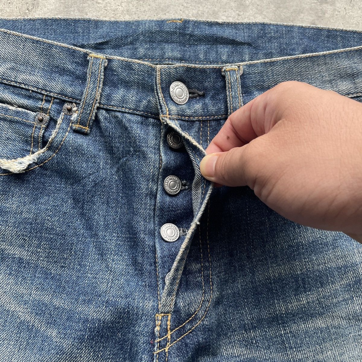 Japanese Brand Vintage Takeo Kikuchi Distressed Japan Jeans Faded Pants W31 Size US 31 - 6 Thumbnail