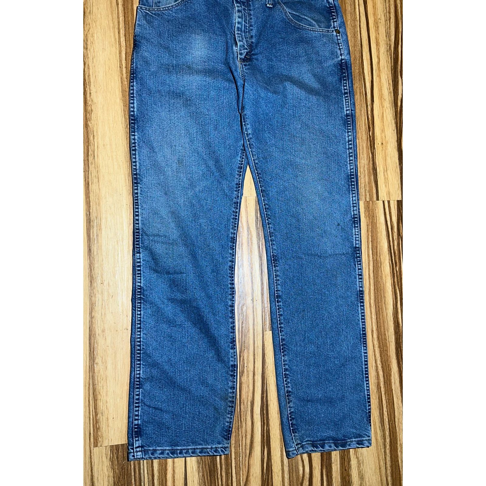 Wrangler Wrangler Blue Jeans Straight Fit Size 34 x 32 Size US 34 / EU 50 - 2 Thumbnail