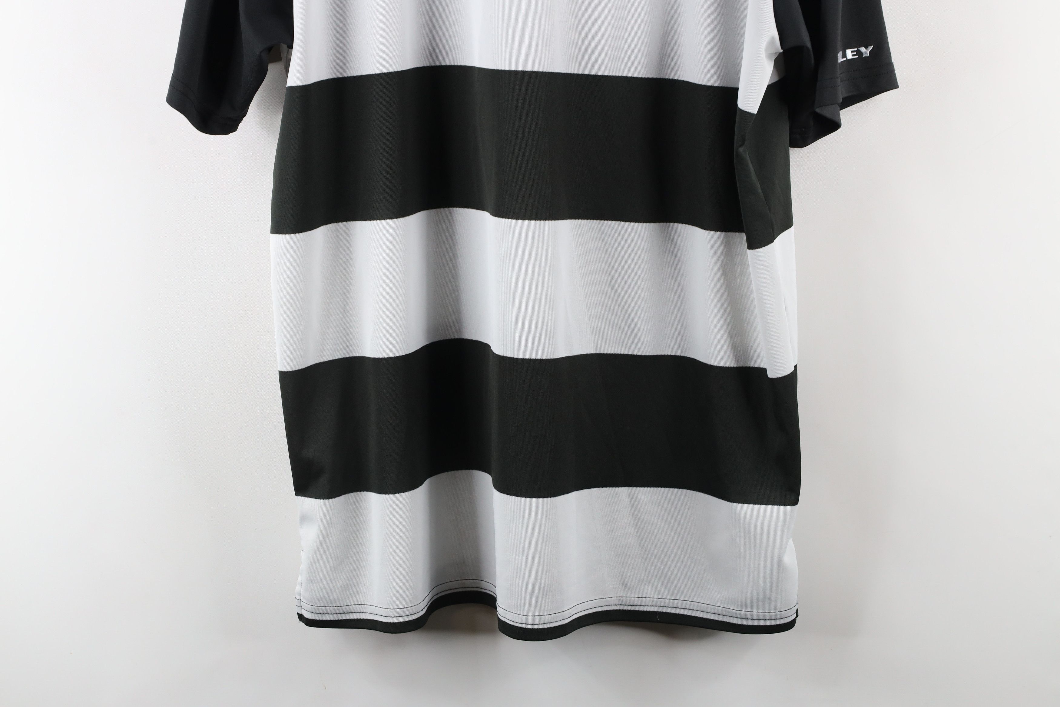 Oakley Vintage Oakley Spell O Logo Striped Collared Golf Polo Shirt Size US L / EU 52-54 / 3 - 12 Thumbnail