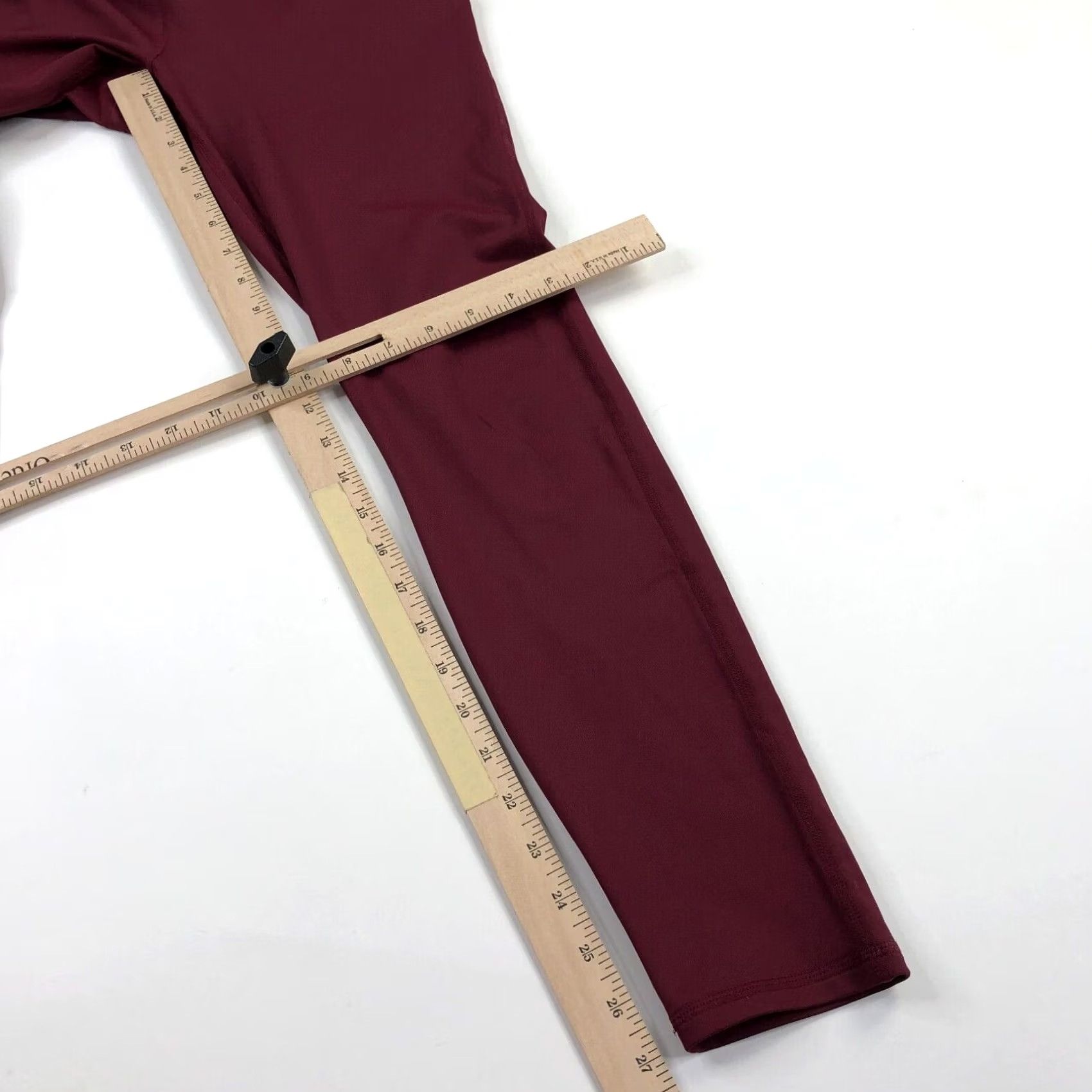 Fabletics Fabletics Leggings Women’s Size Small / Medium High Waisted Burgundy 29W 27L Size 28" / US 6 / IT 42 - 2 Thumbnail