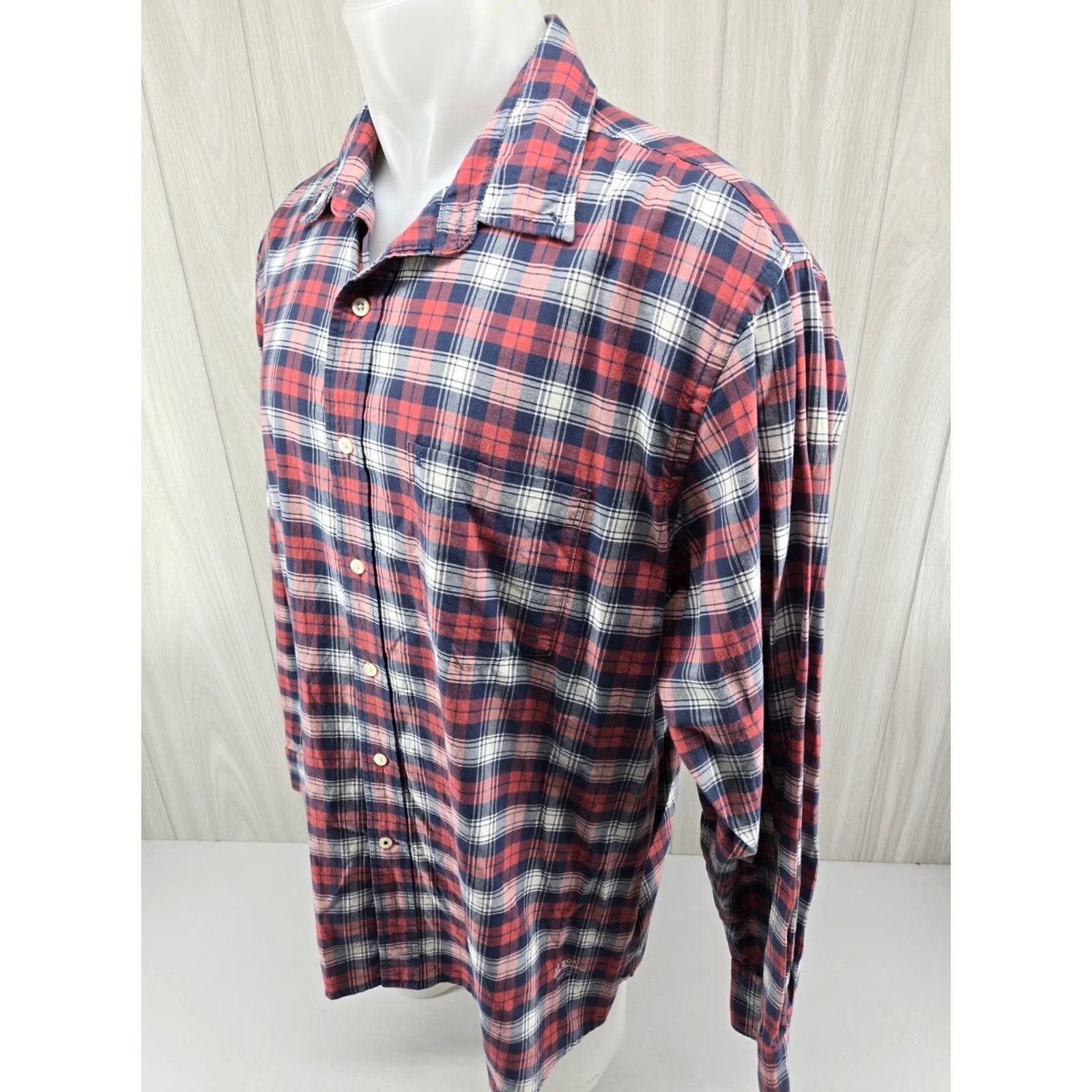 Izod VINTAGE IZOD Saltwater Relaxed Classics Red Plaid L/S Button Down Shirt Mens XL Size US XL / EU 56 / 4 - 4 Thumbnail