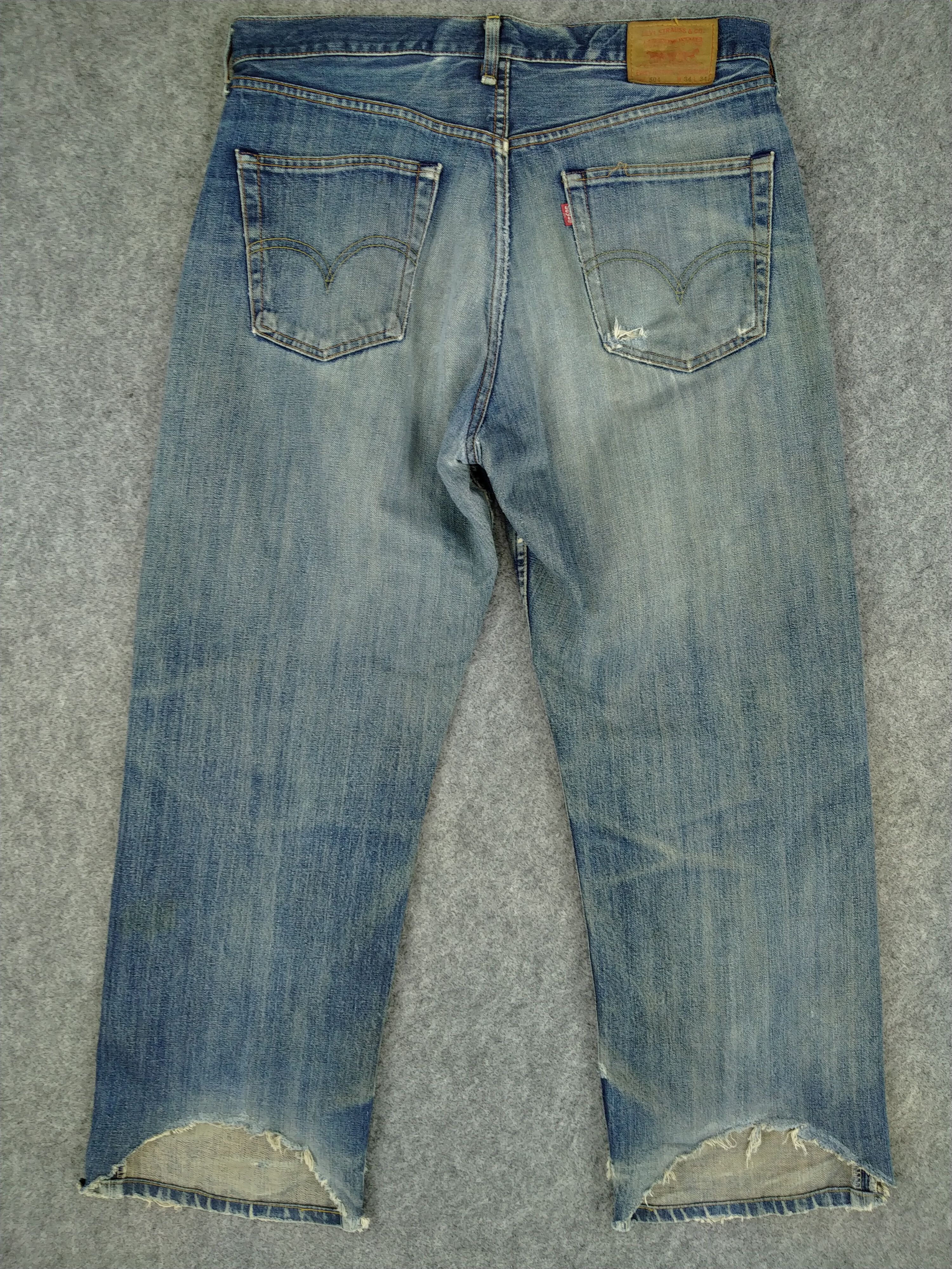Levi's Distressed Vintage Levi's 504 Jeans 35x29.5 Denim -JN885 Size US 35 - 2 Thumbnail