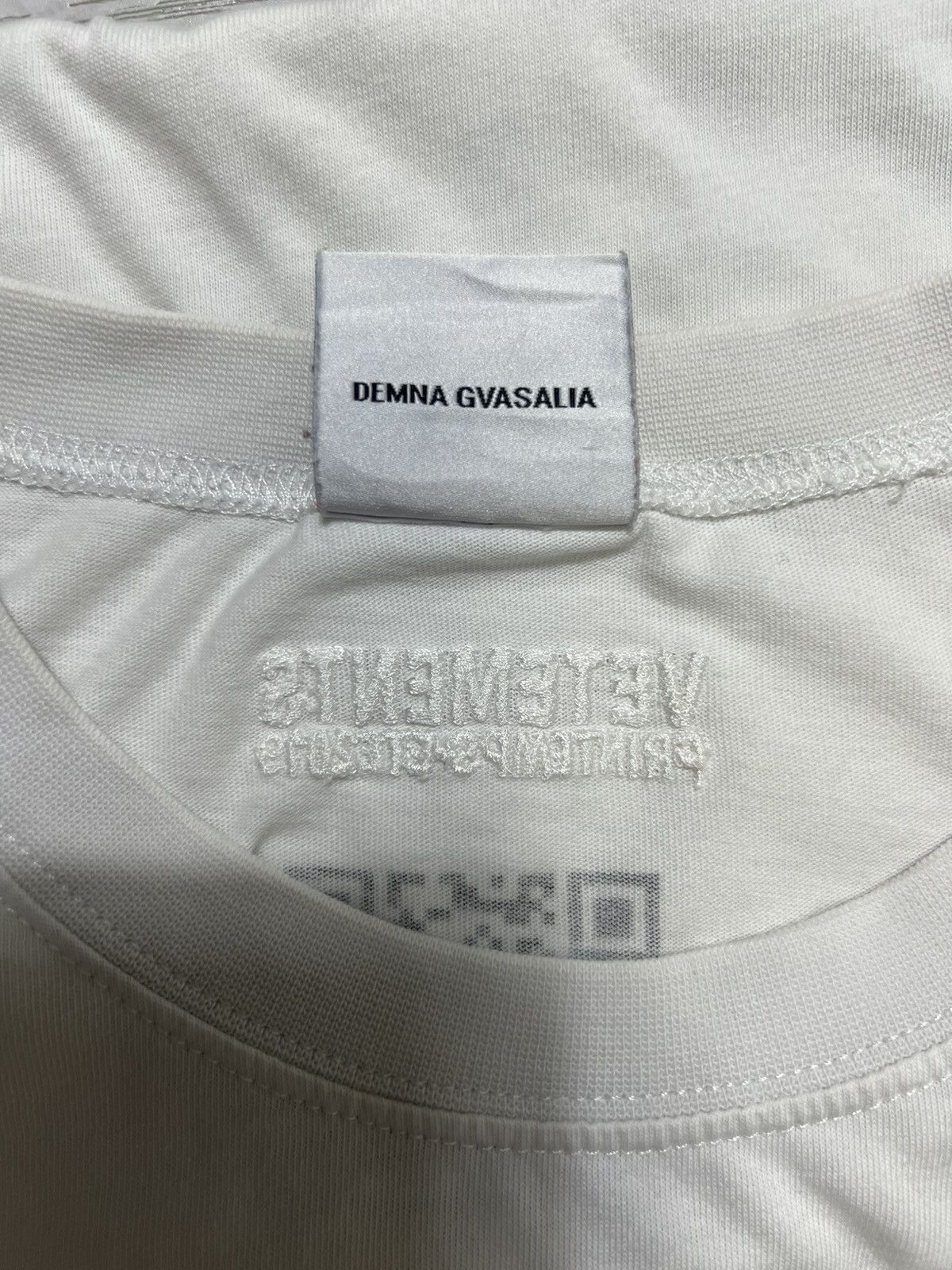 Vetements Vetements - QR Code T-Shirt Size US M / EU 48-50 / 2 - 12 Thumbnail