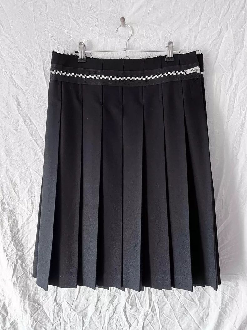Comme des Garcons Comme des Garcons size M Pink pleated skirt skirt metal zi Size 24" / US 00 / IT 34 - 1 Thumbnail